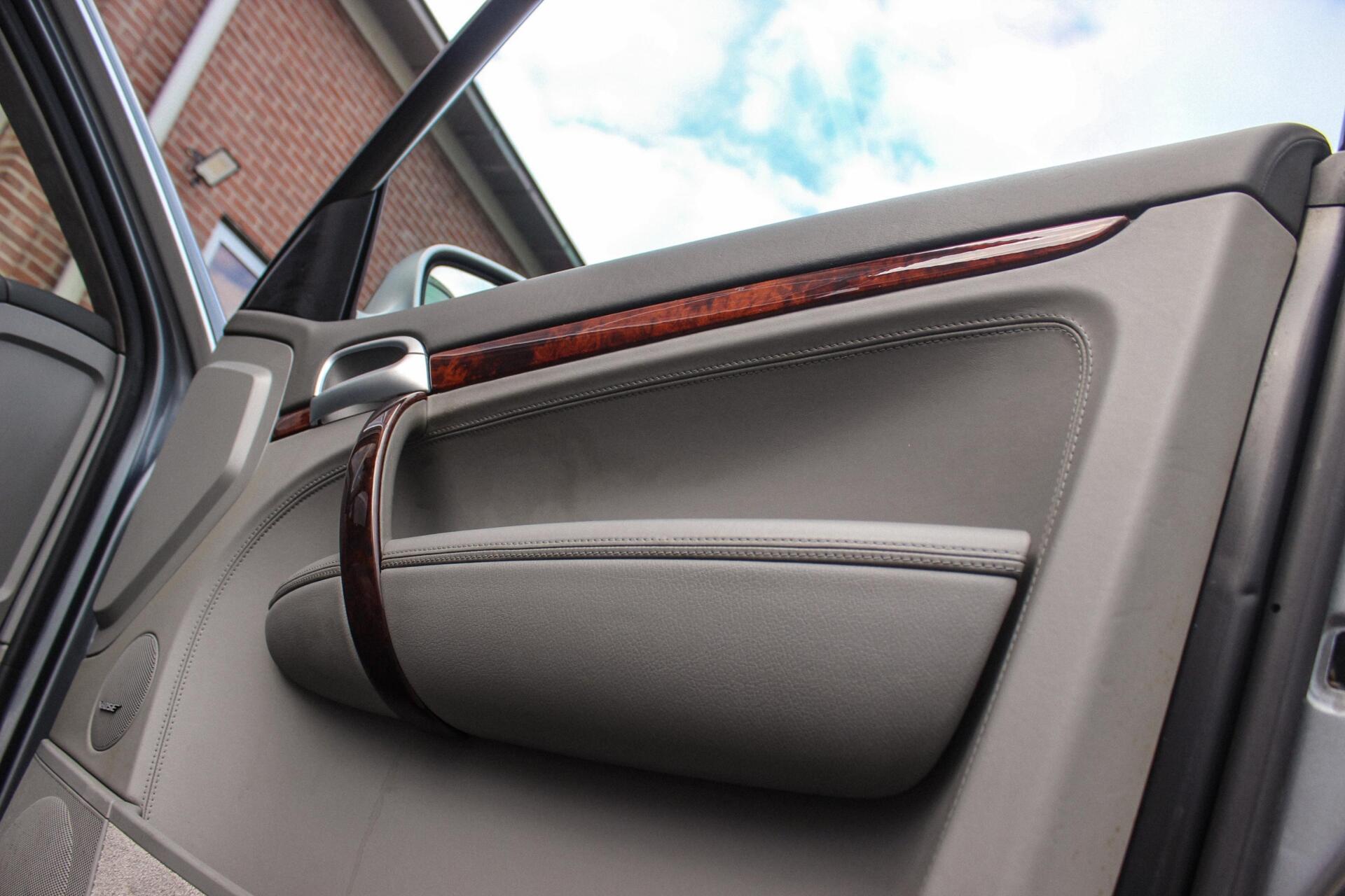 Foto van Porsche Cayenne Turbo