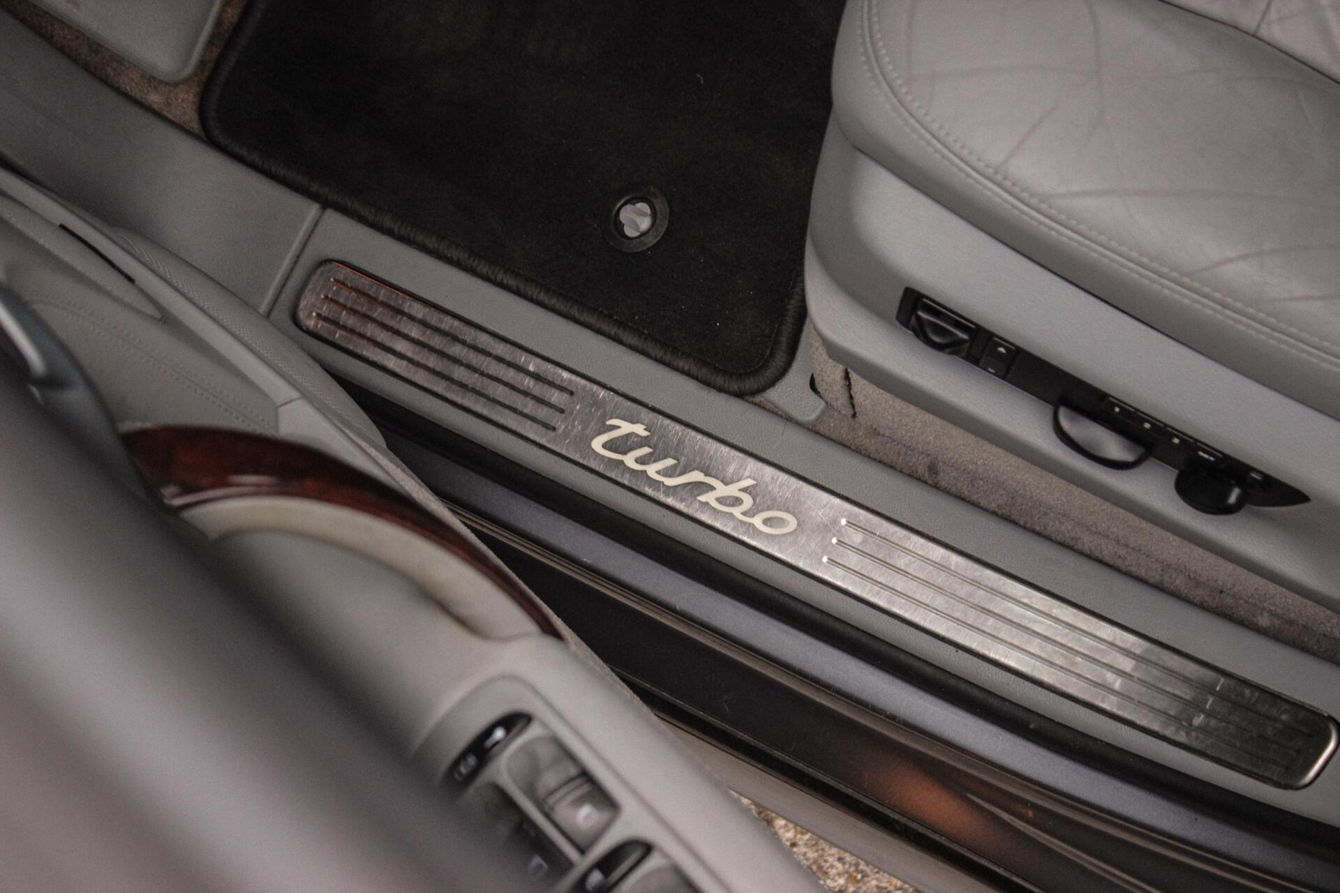 Foto van Porsche Cayenne Turbo