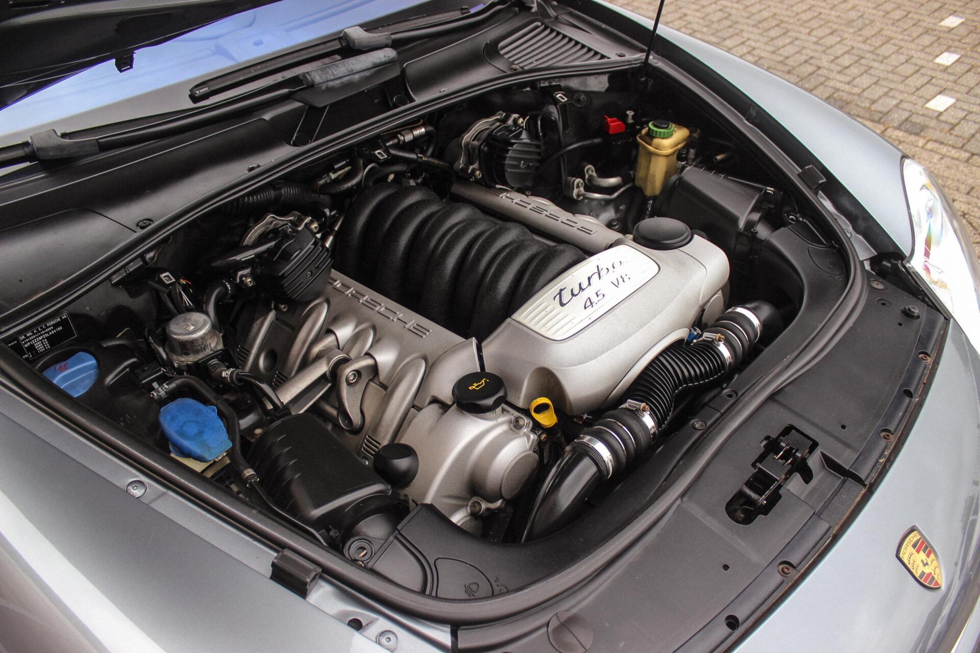 Foto van Porsche Cayenne Turbo