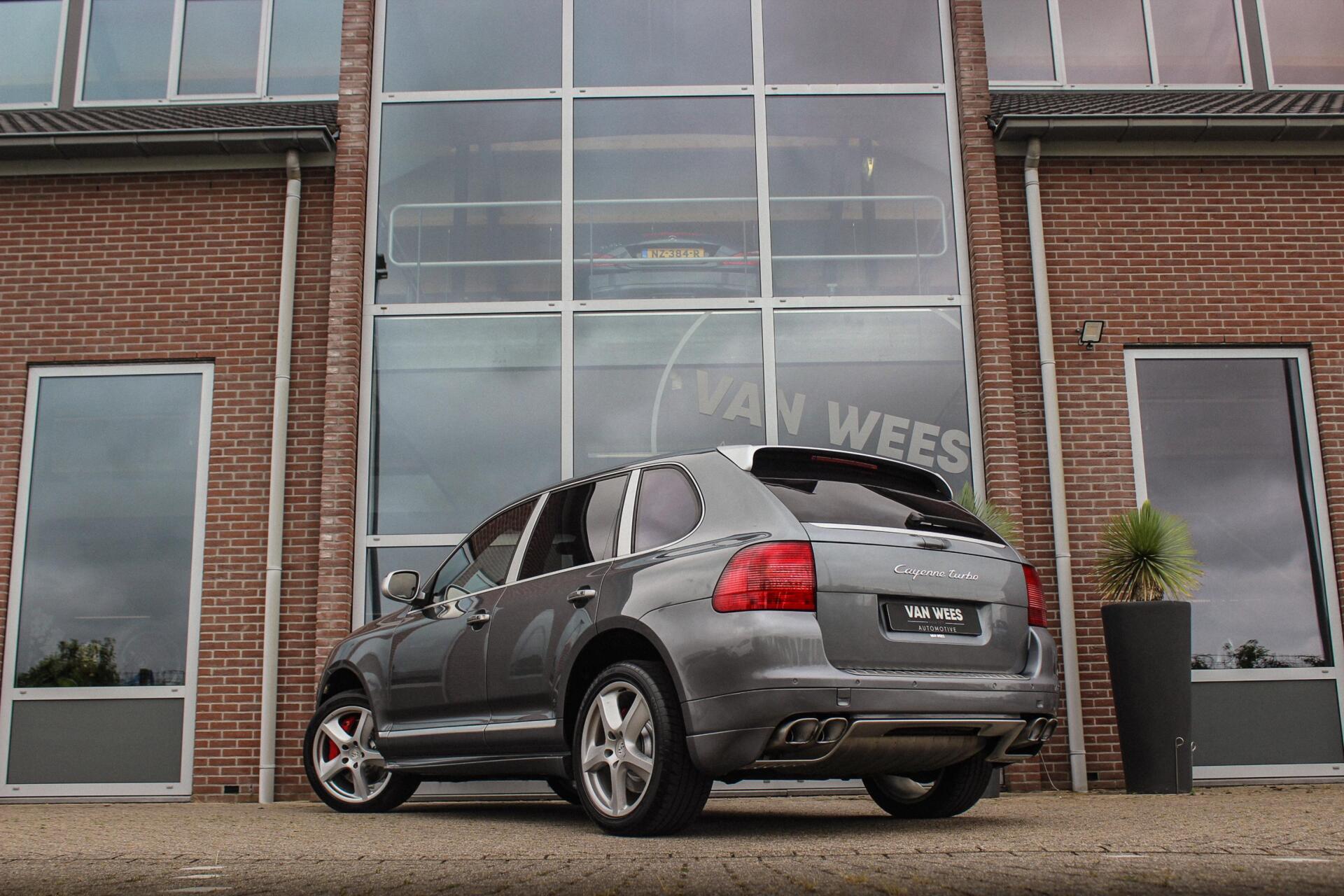Foto van Porsche Cayenne Turbo