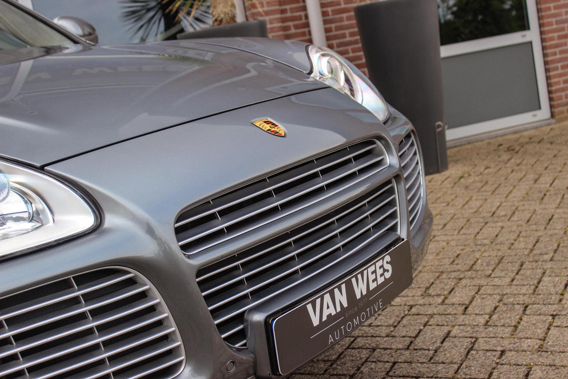Foto van Porsche Cayenne Turbo