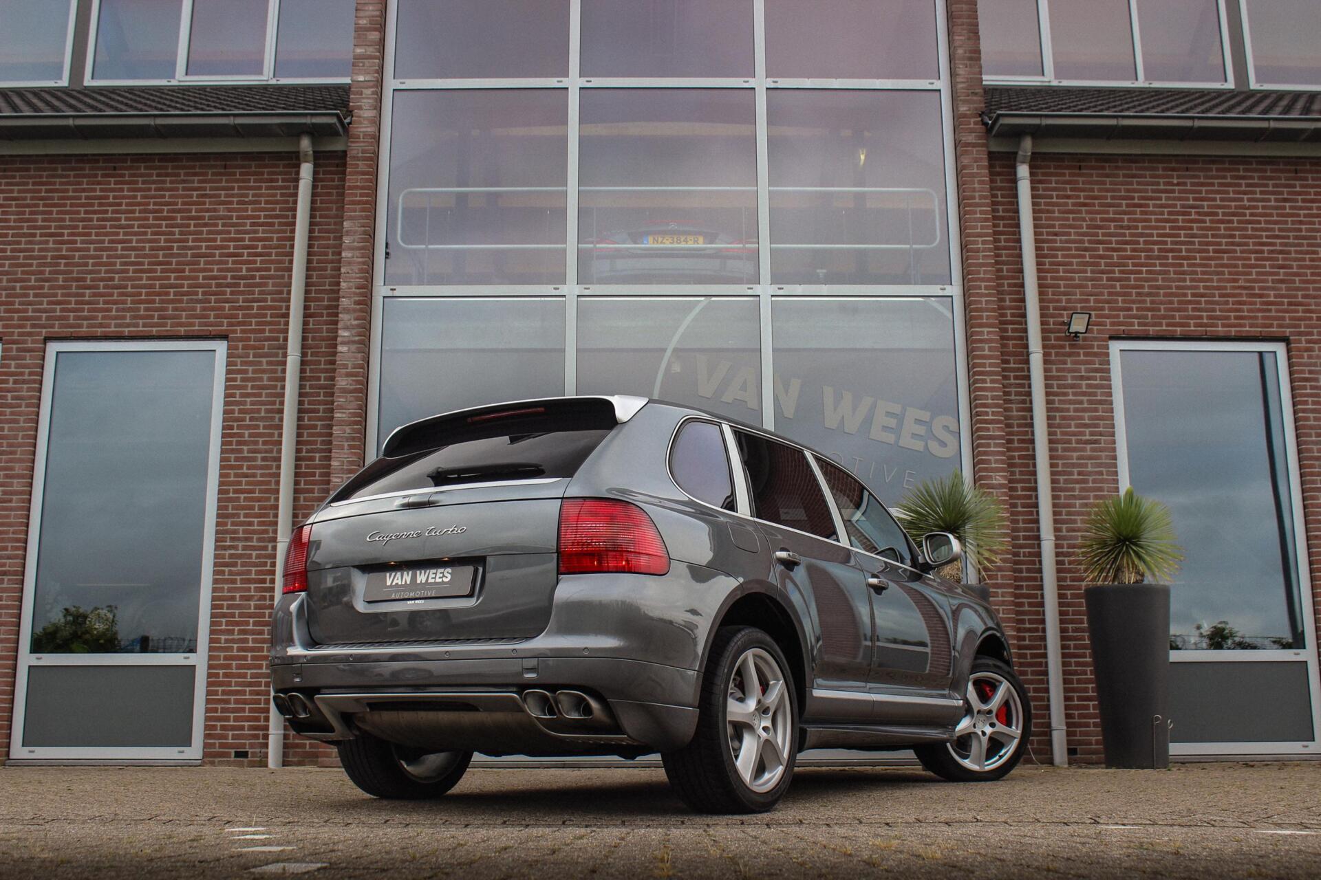 Foto van Porsche Cayenne Turbo