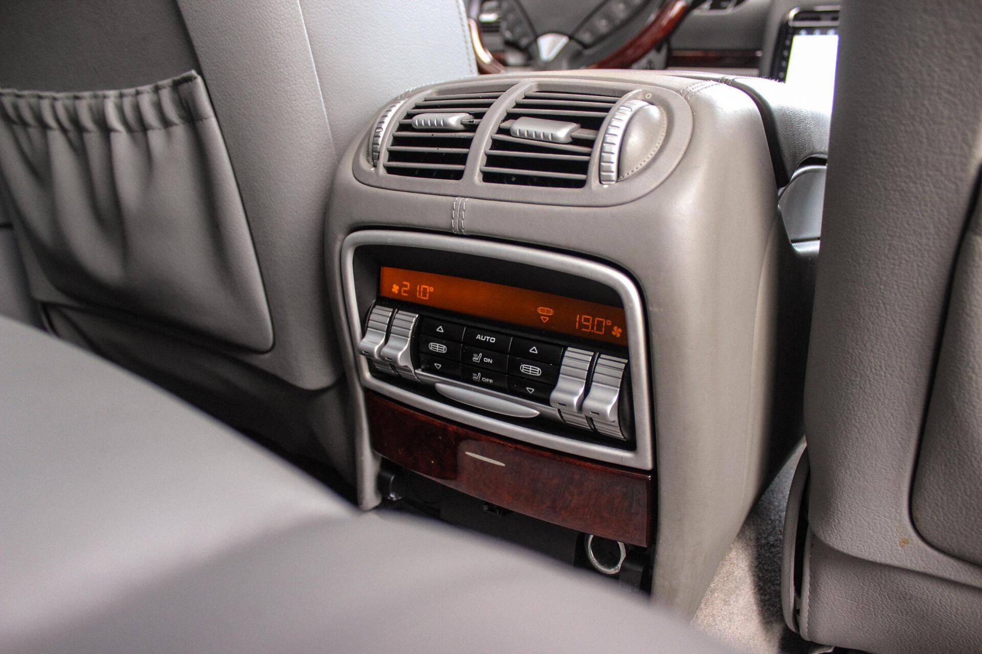 Foto van Porsche Cayenne Turbo