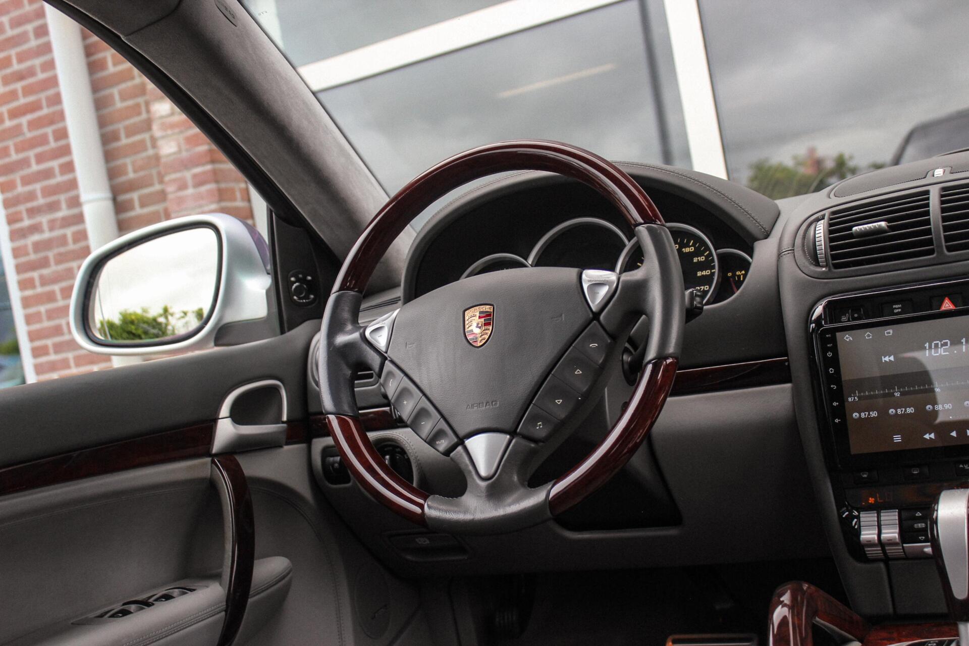 Foto van Porsche Cayenne Turbo