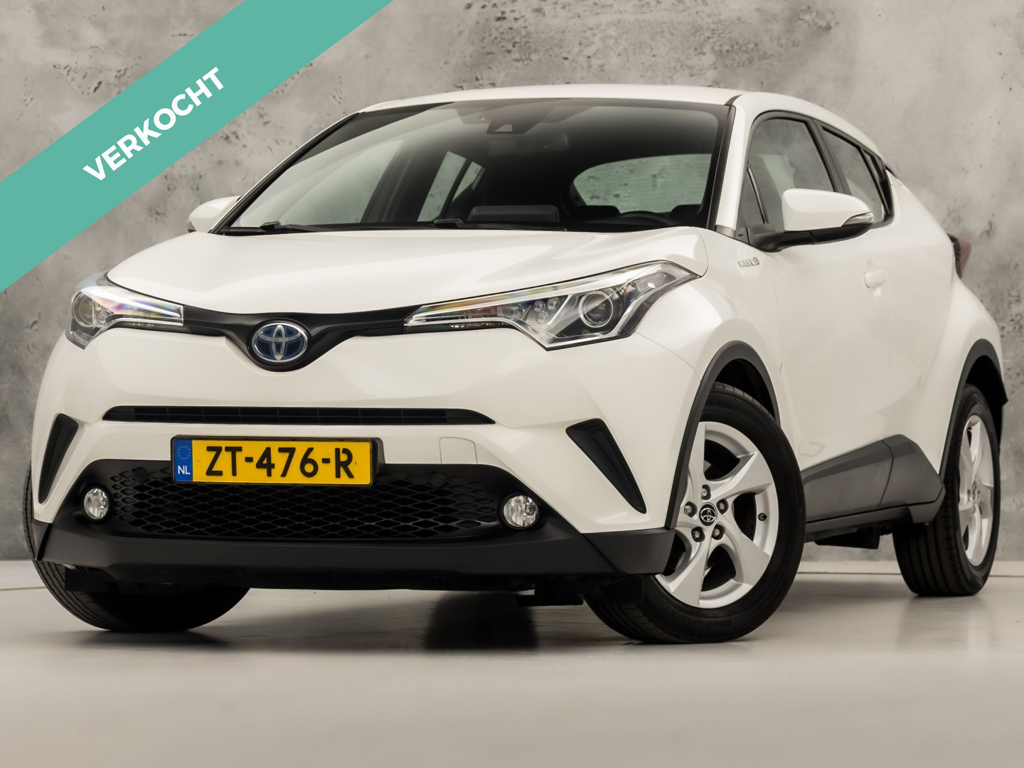 Toyota C-hr 1.8 Hybrid Active 2019 - voorkant