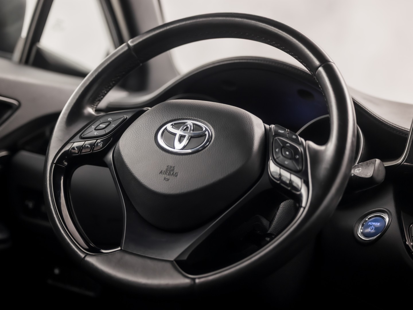 Foto van Toyota C-hr