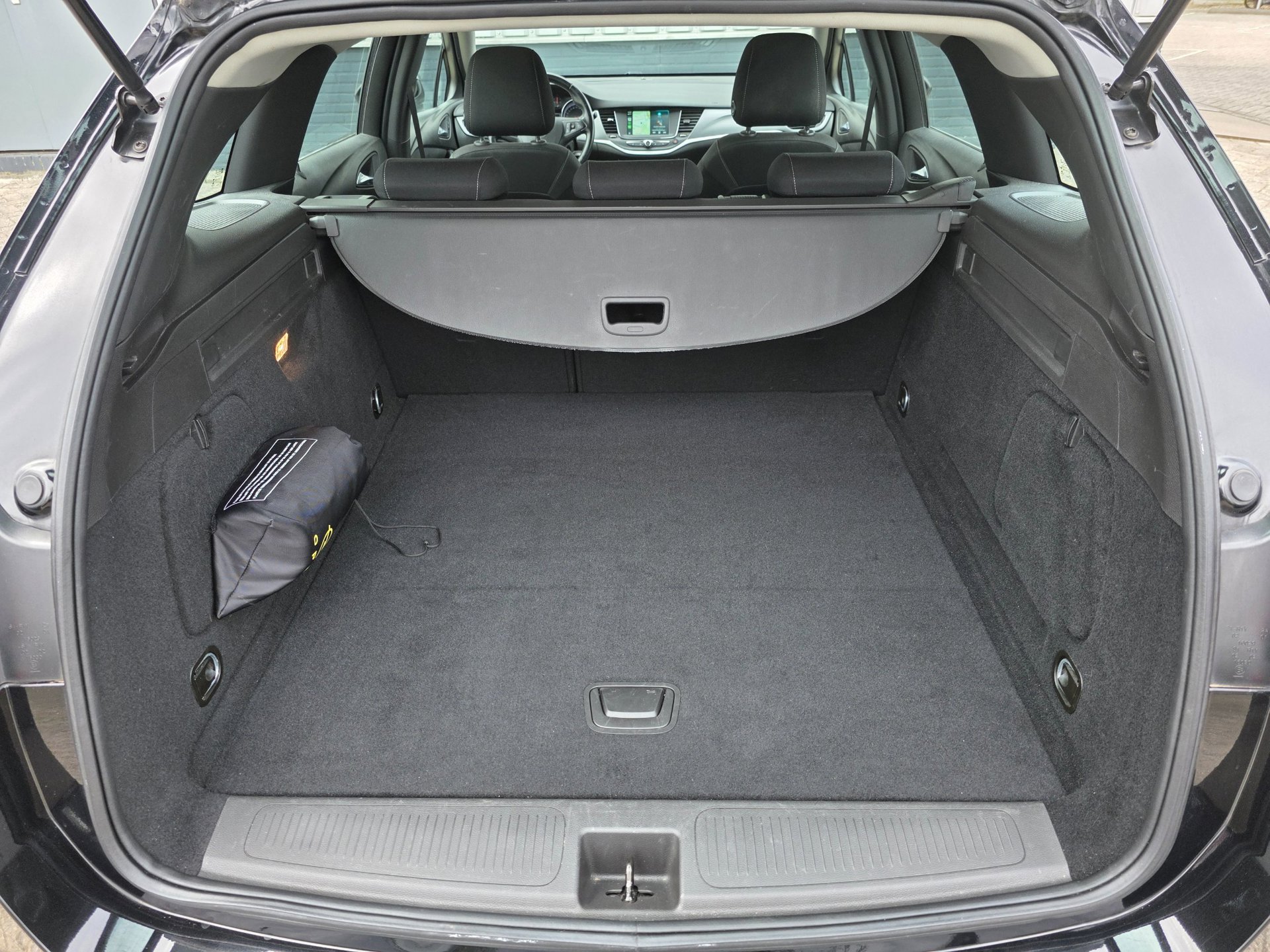 Foto van Opel Astra Sports Tourer