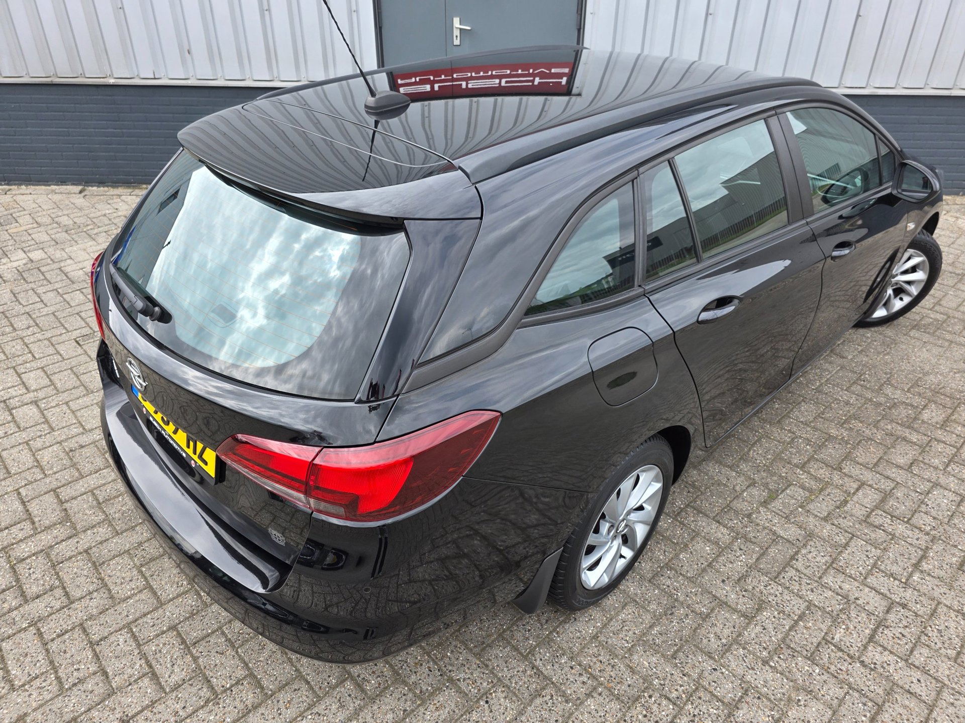 Foto van Opel Astra Sports Tourer