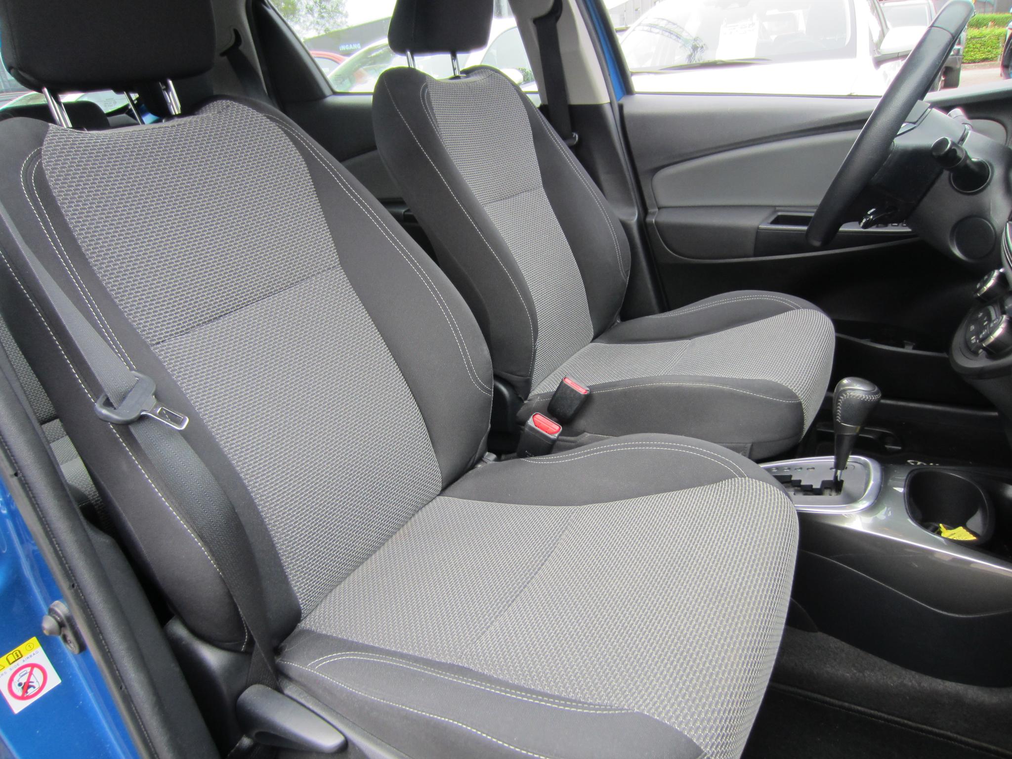 Foto van Toyota Toyota Yaris Hybrid