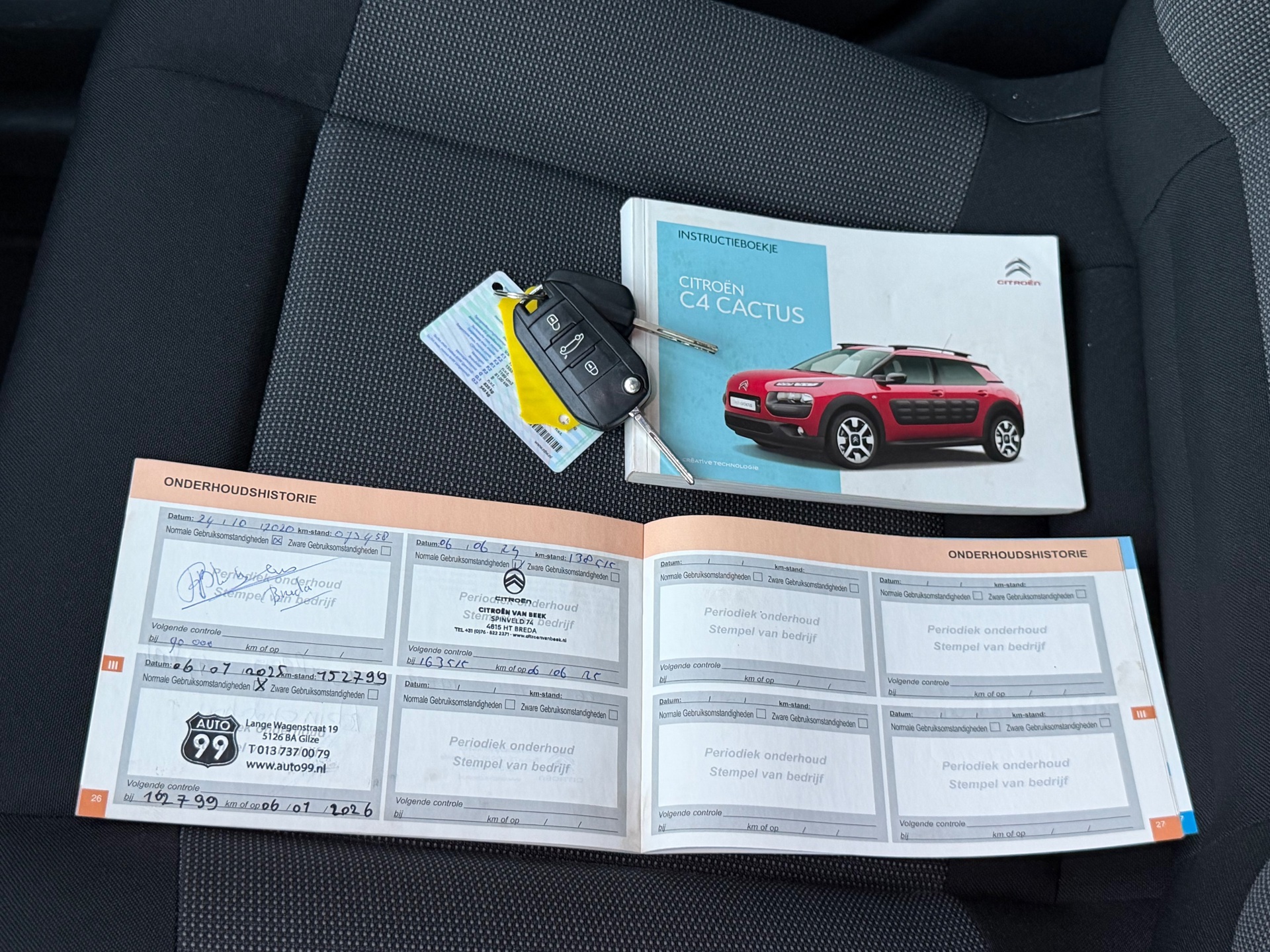 Foto van Citroen C4 Cactus