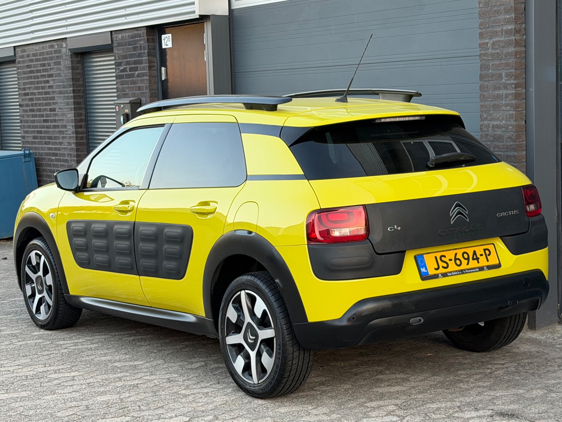 Foto van Citroen C4 Cactus