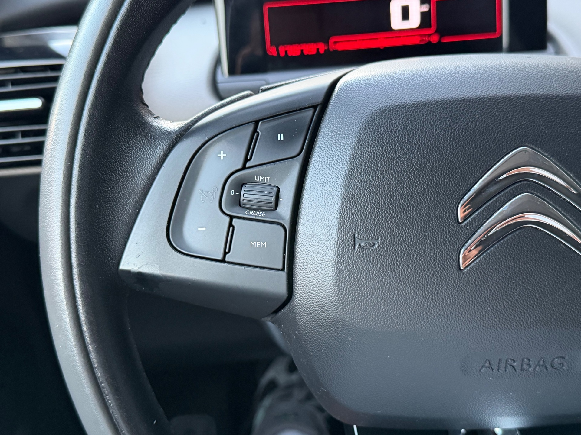 Foto van Citroen C4 Cactus