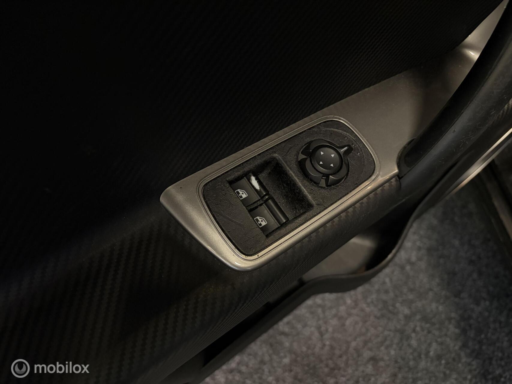 Foto van Alfa Romeo Alfa Mito