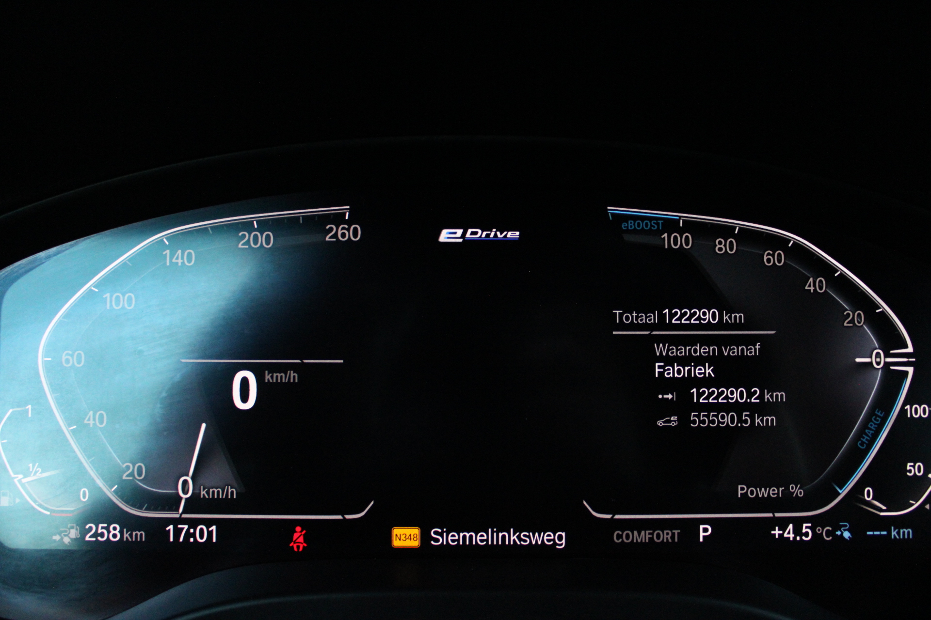 Foto van BMW X3 Xdrive30e