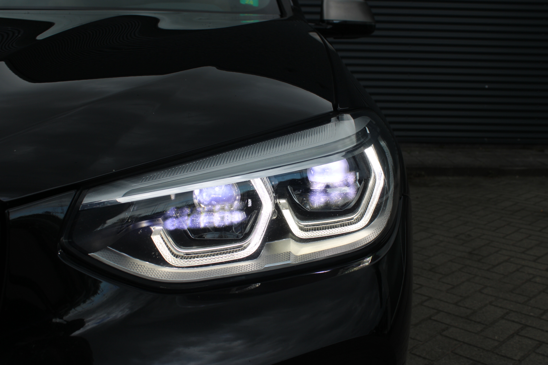 Foto van BMW X4 M40i