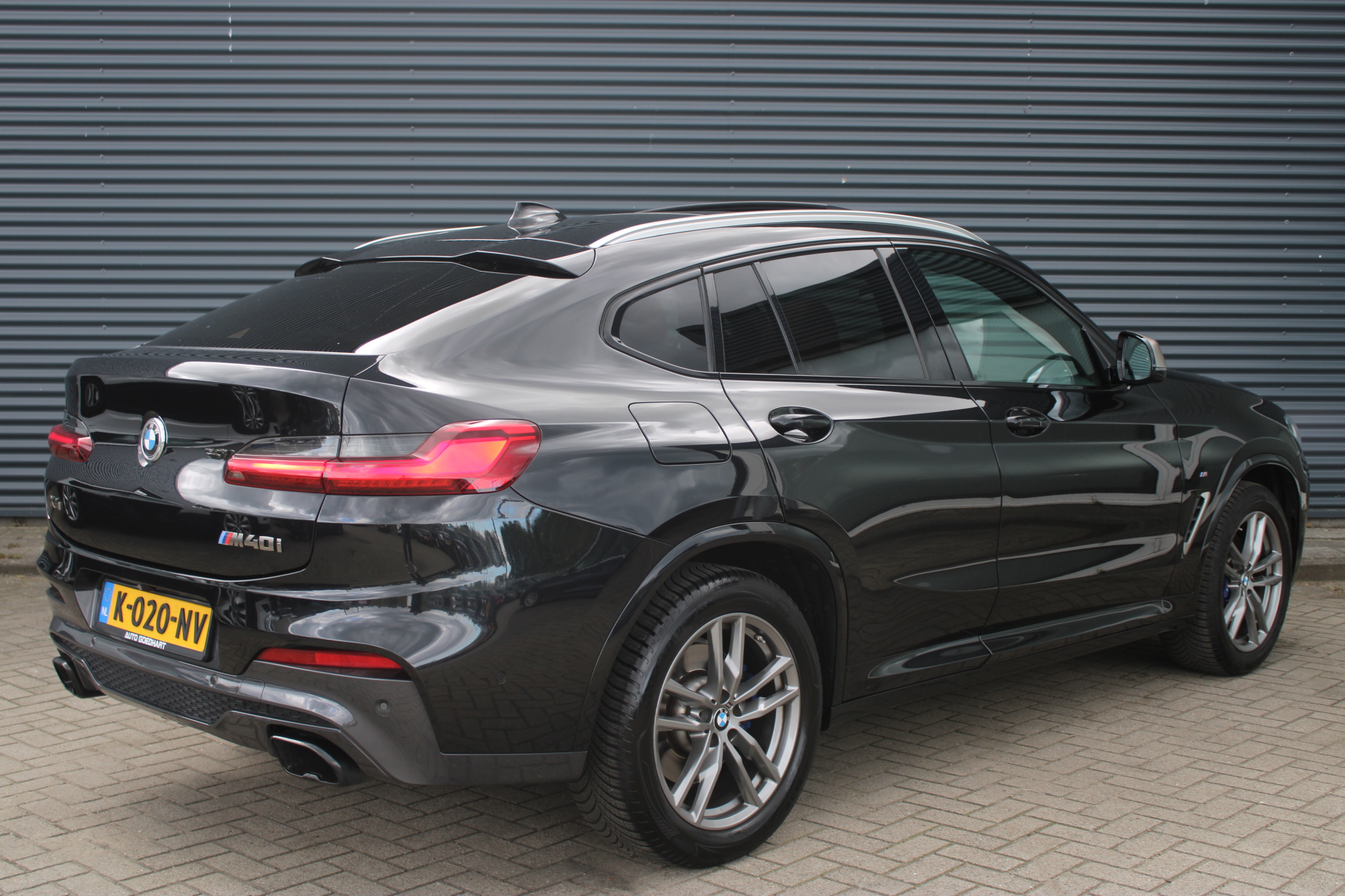 Foto van BMW X4 M40i