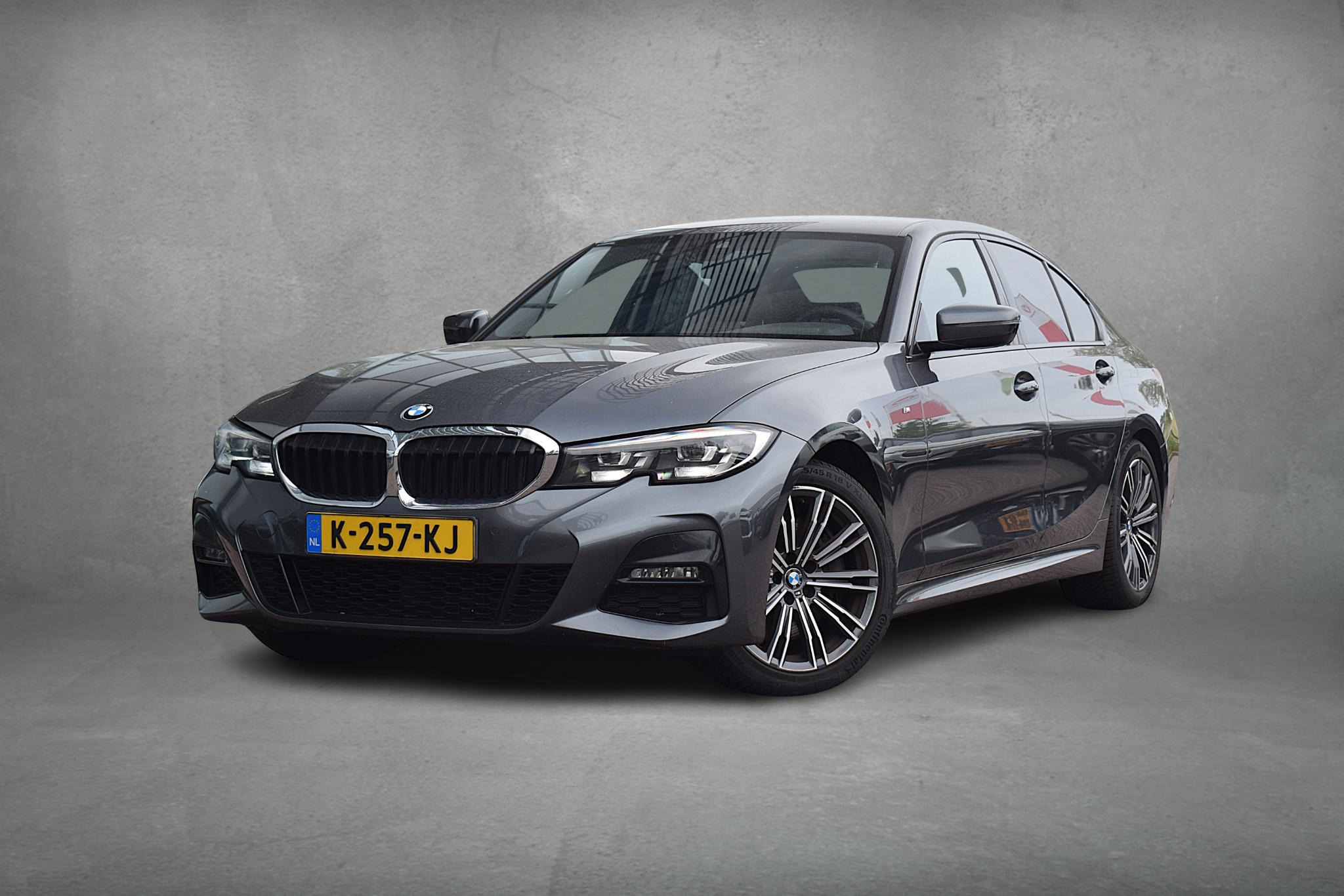 Foto van BMW 330i