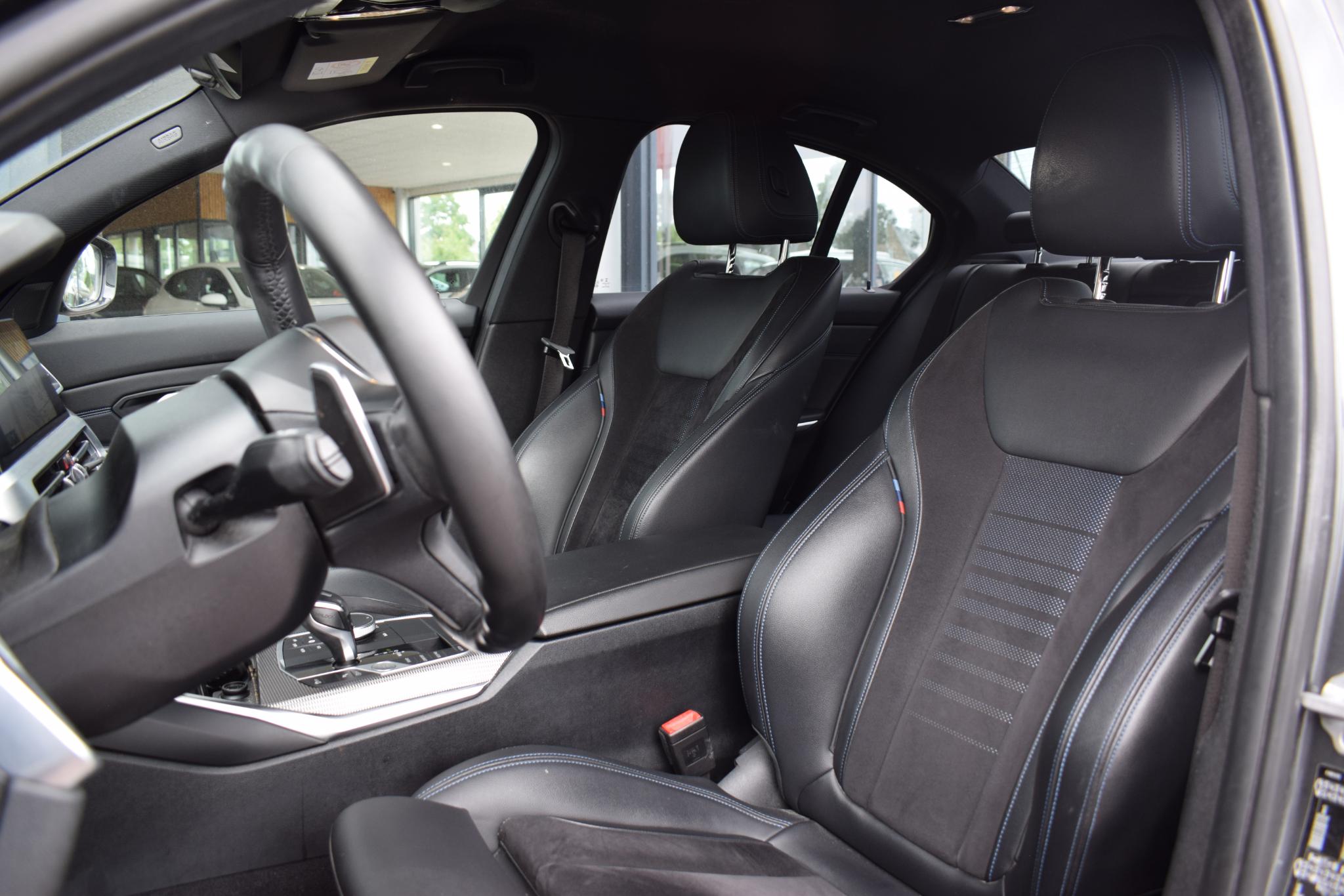 Foto van BMW 330i