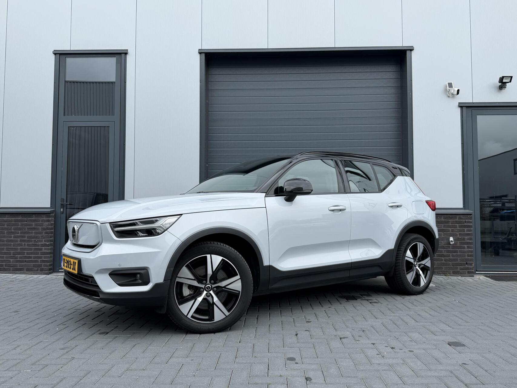 Volvo XC40 Recharge P8 AWD R-Design 2020 - voorkant