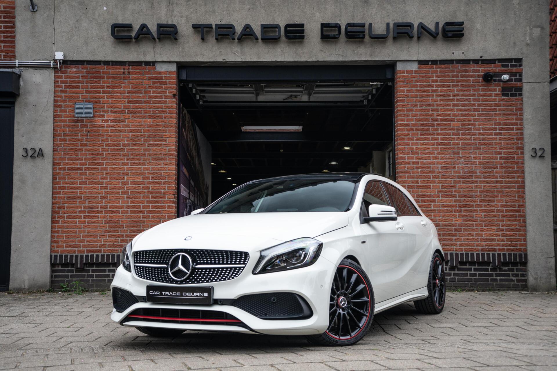 Mercedes-Benz A 250 4Matic 250 AMG 4MATIC Pano / Memory / Camera 2016 - voorkant