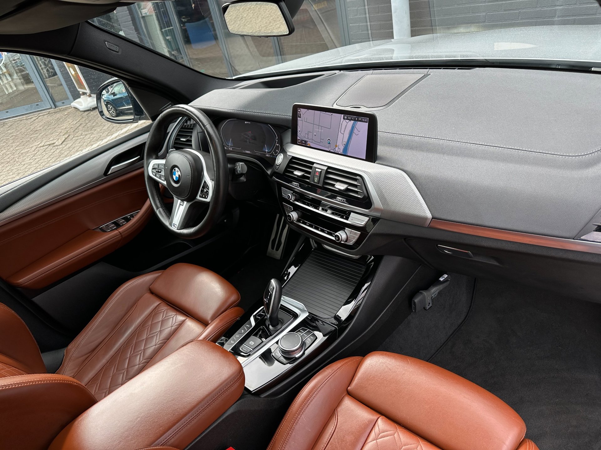Foto van BMW X3 Xdrive30e