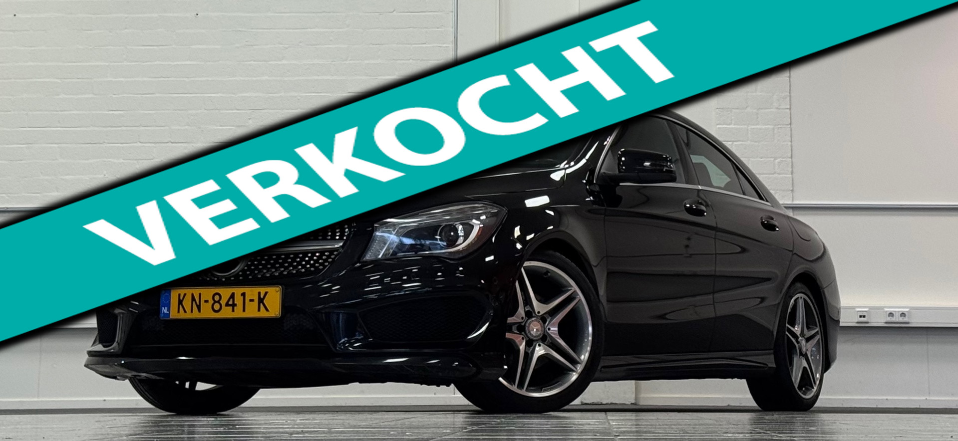 Mercedes-Benz Cla 200 200 OrangeArt Edition AMG 2e Eigenaar Leer Xenon 18"LM Mooi! 2015 - voorkant