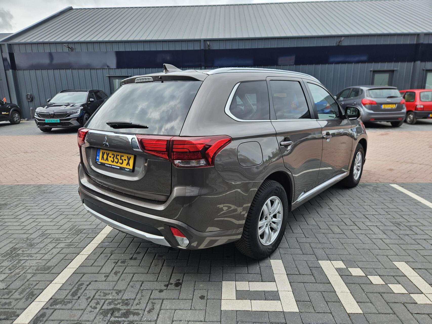 Foto van Mitsubishi Mitsubishi Outlander