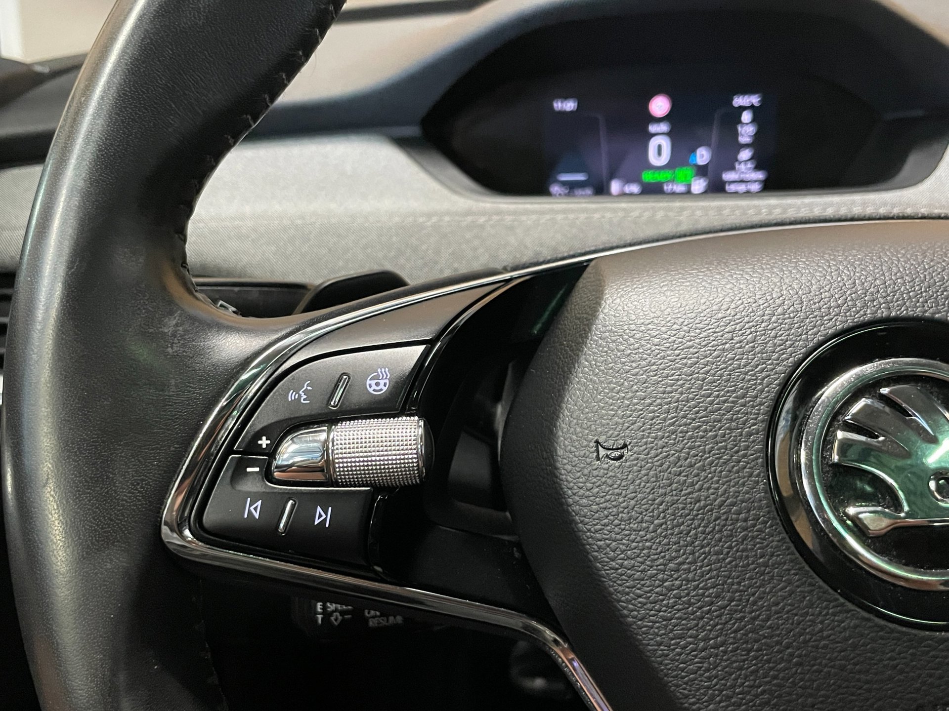 Foto van Skoda Enyaq 80