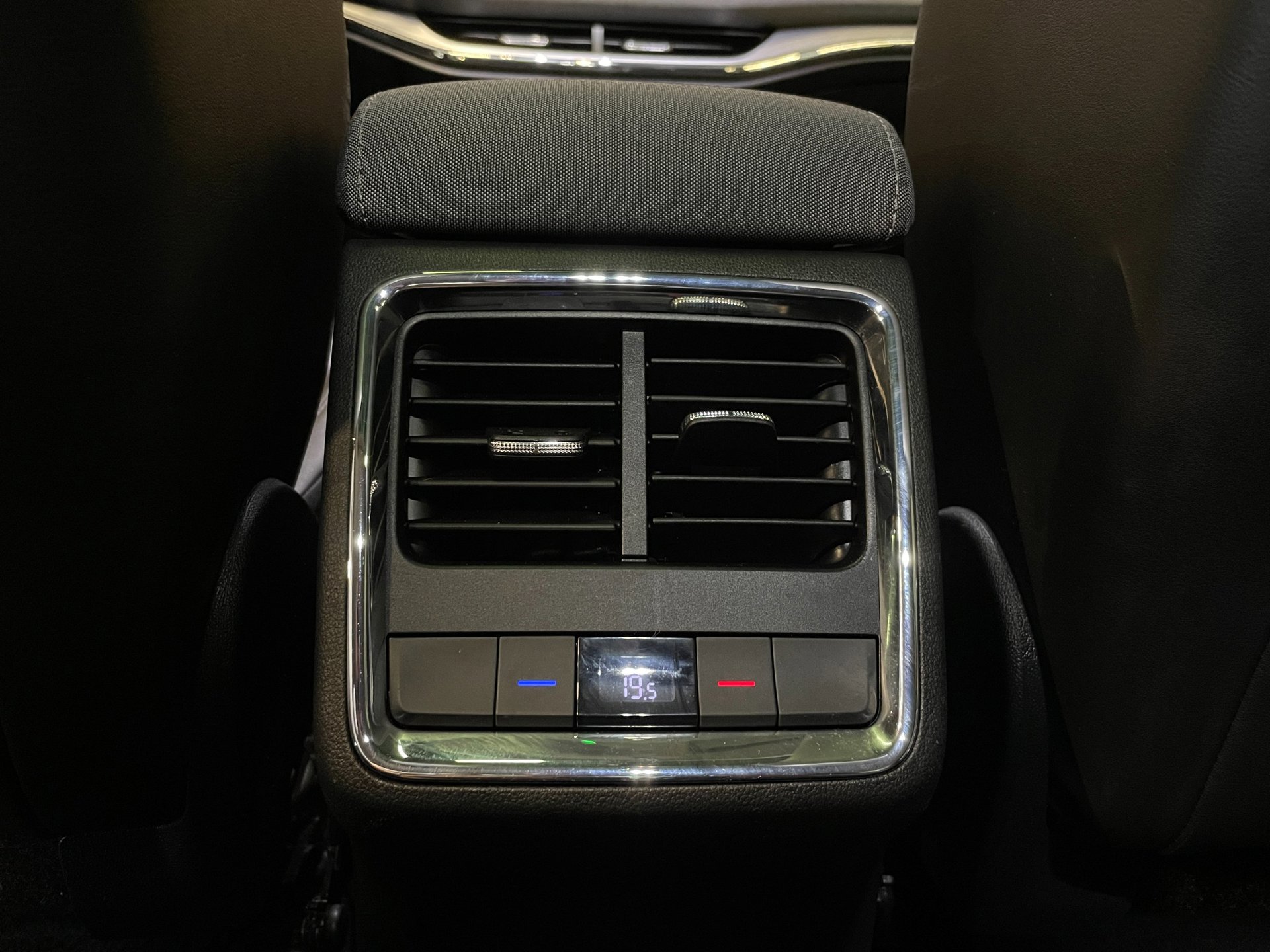 Foto van Skoda Enyaq 80