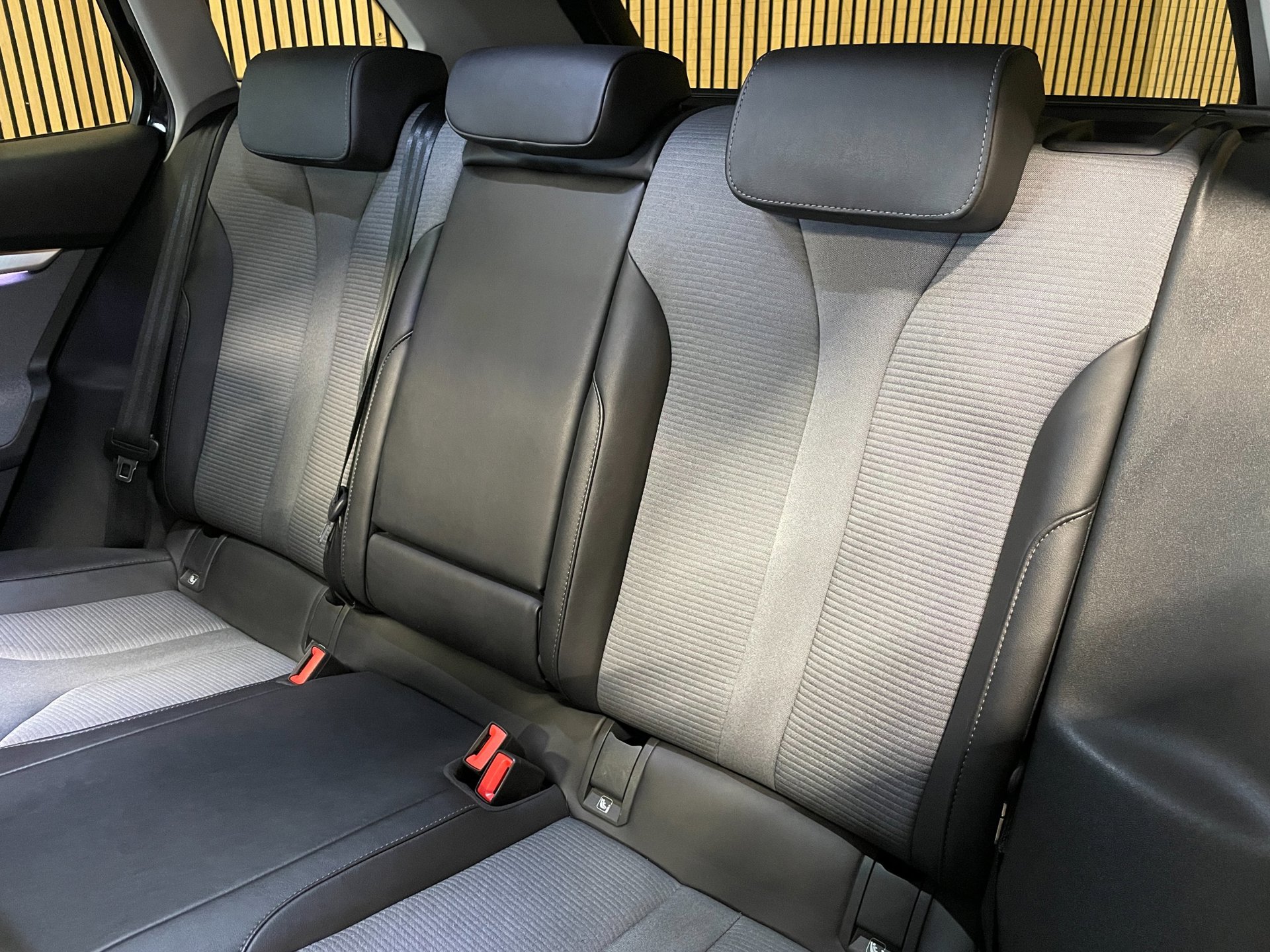 Foto van Skoda Enyaq 80