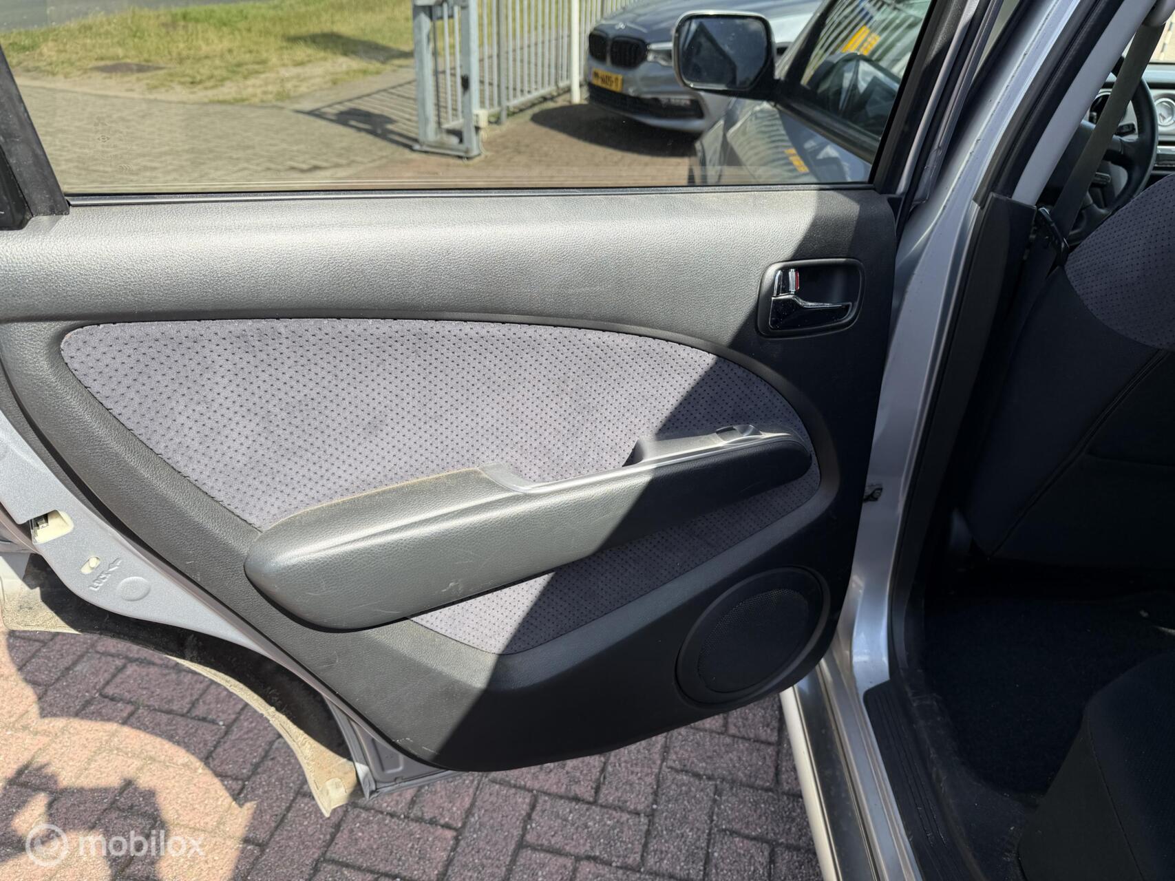 Foto van Mitsubishi Mitsubishi Outlander