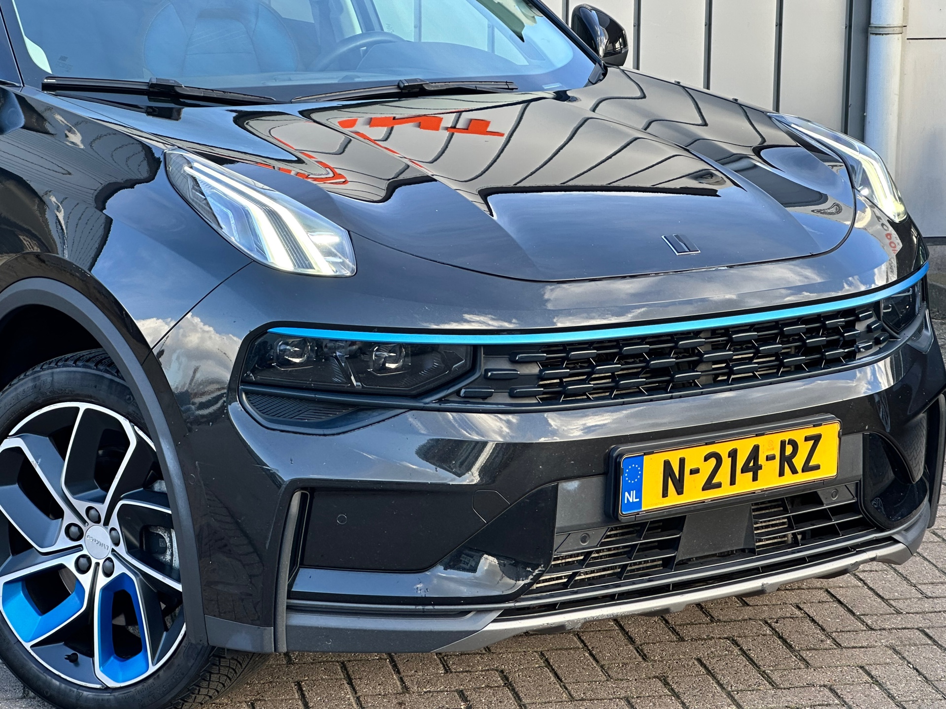 Foto van Lynk&co LYNK & Co 01