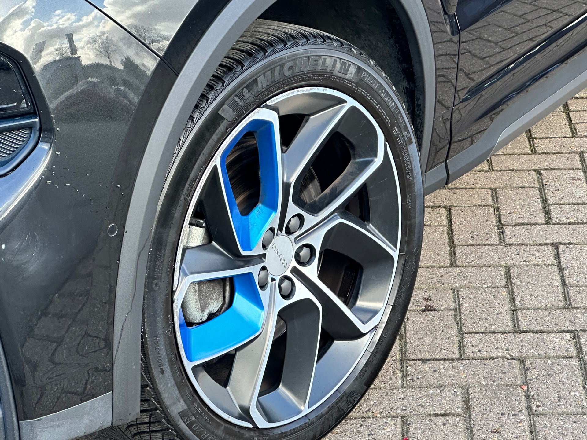 Foto van Lynk&co LYNK & Co 01