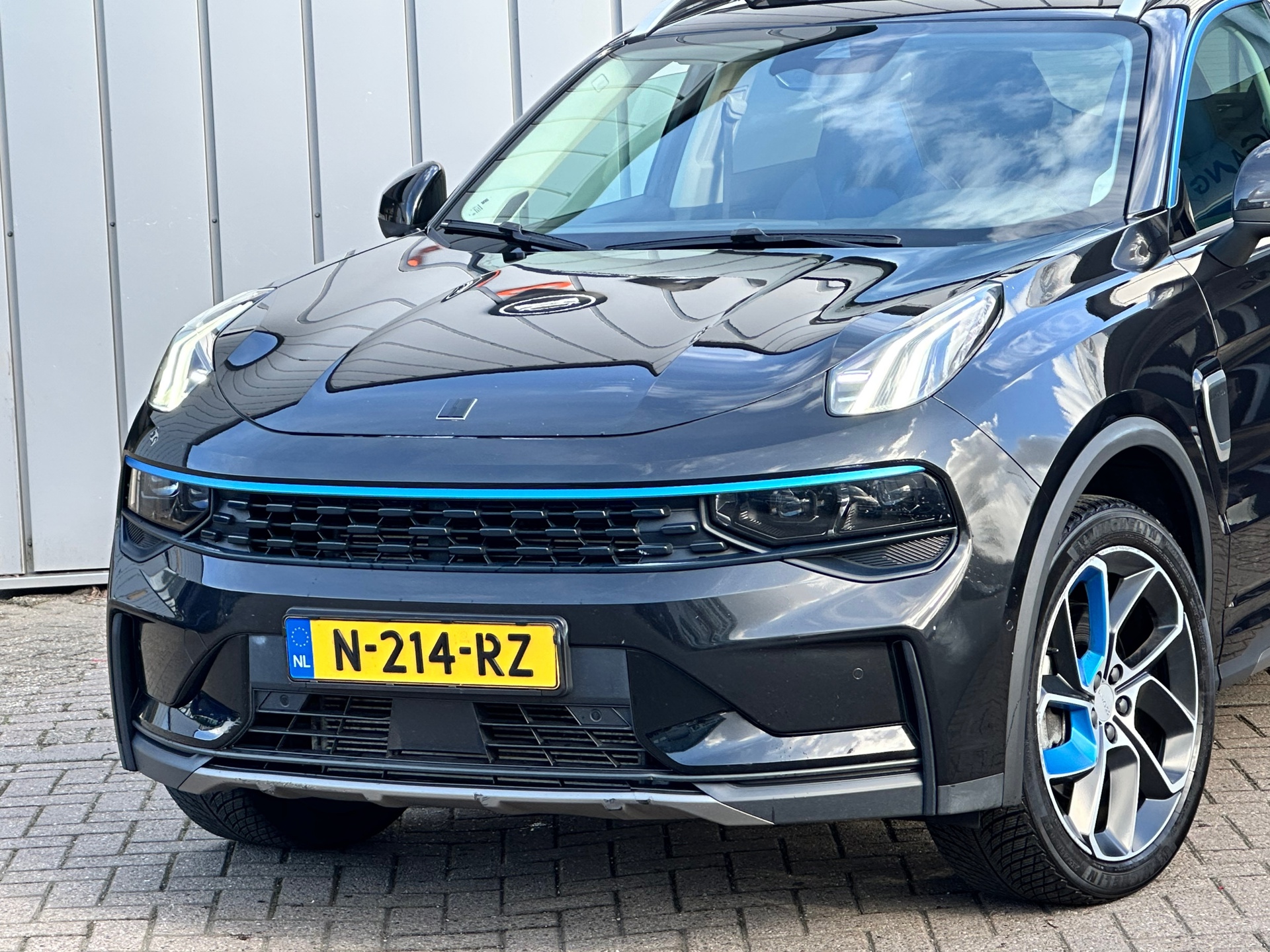 Foto van Lynk&co LYNK & Co 01