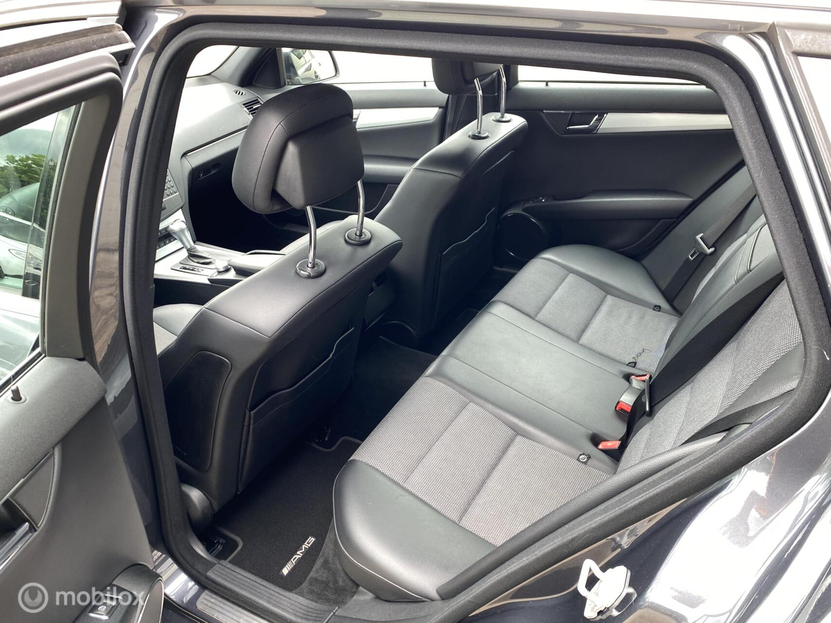 Foto van Mercedes-Benz C 180 Kompressor