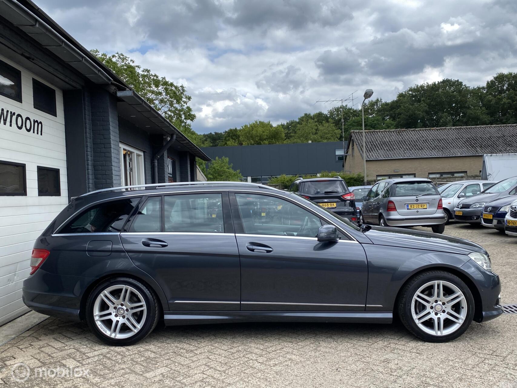 Foto van Mercedes-Benz C 180 Kompressor
