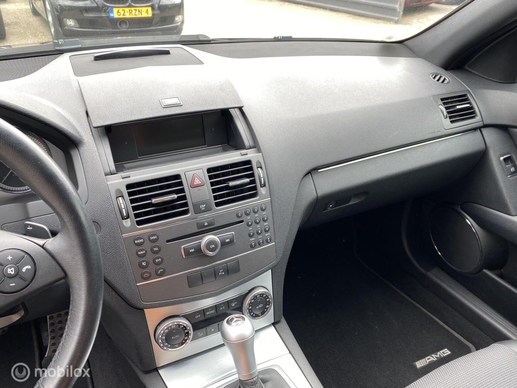 Foto van Mercedes-Benz C 180 Kompressor
