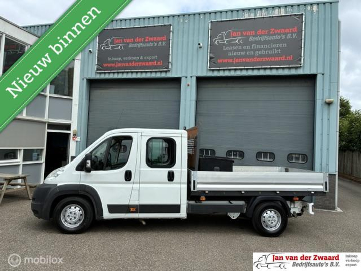 Peugeot Peugeot Boxer 435 2.2 HDI L4 DC 2012 - voorkant