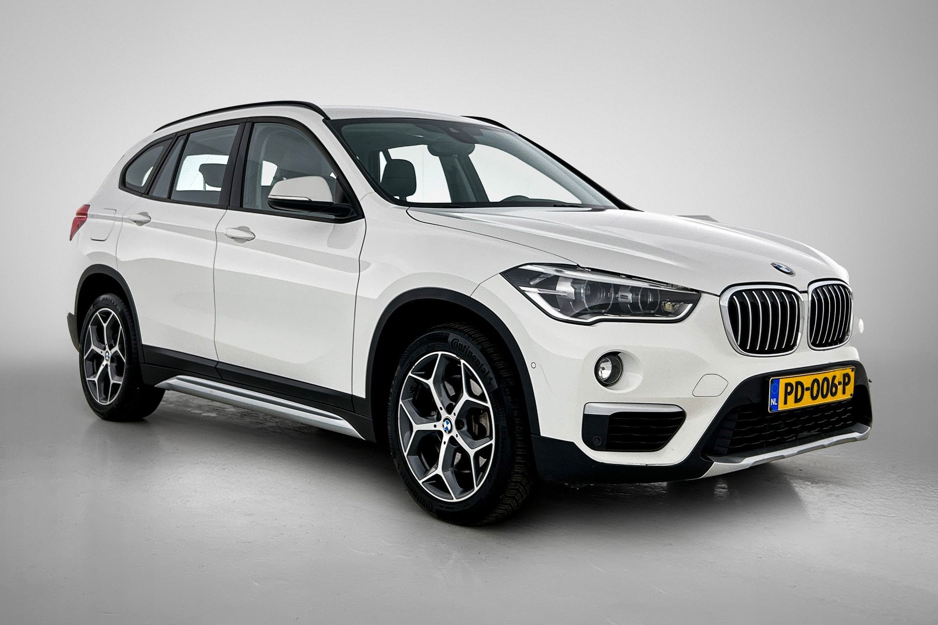 Foto van BMW X1 Sdrive20i
