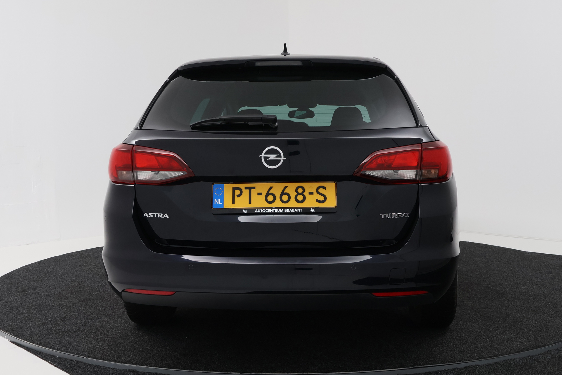Foto van Opel Astra Sports Tourer