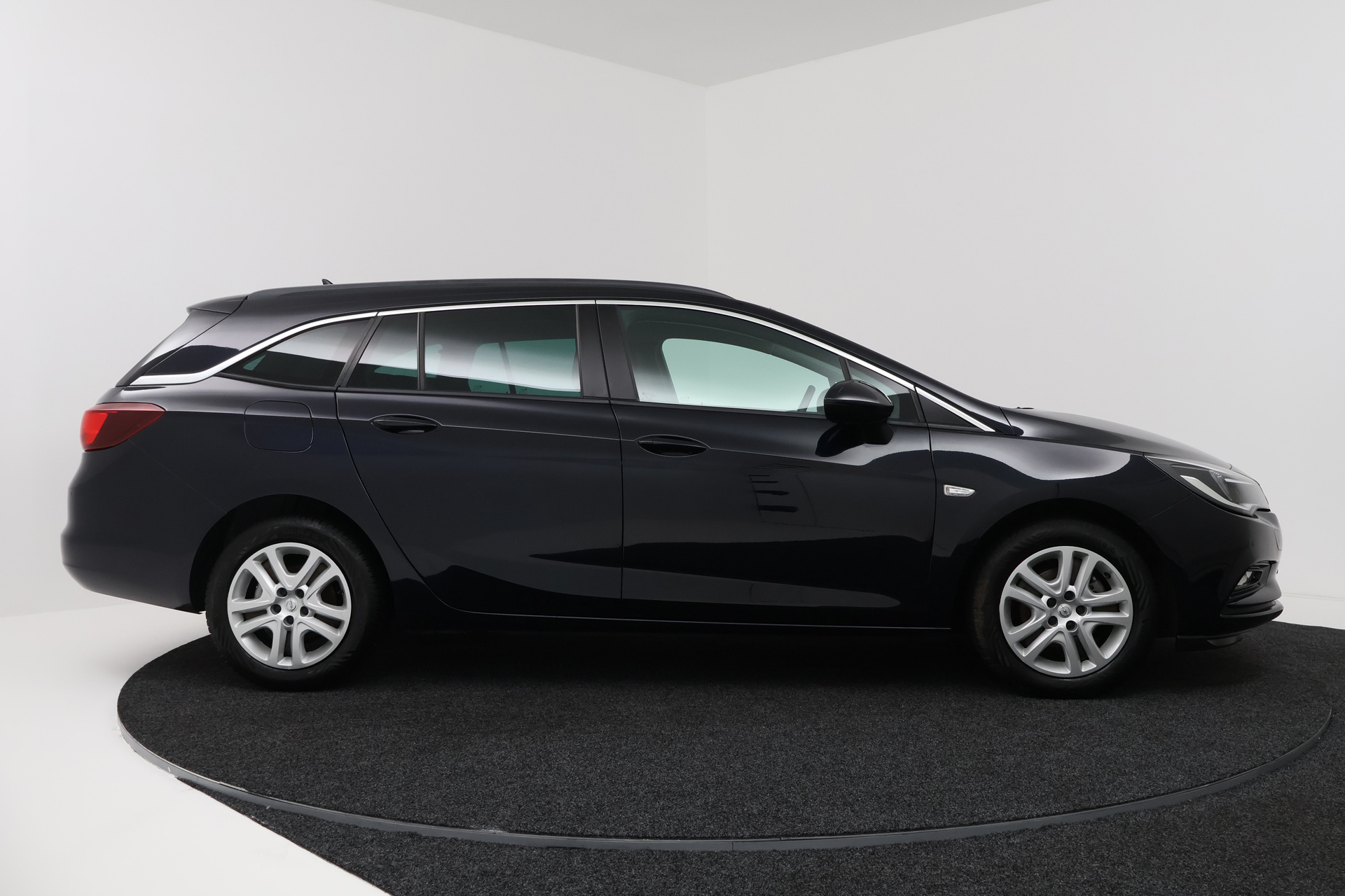 Foto van Opel Astra Sports Tourer