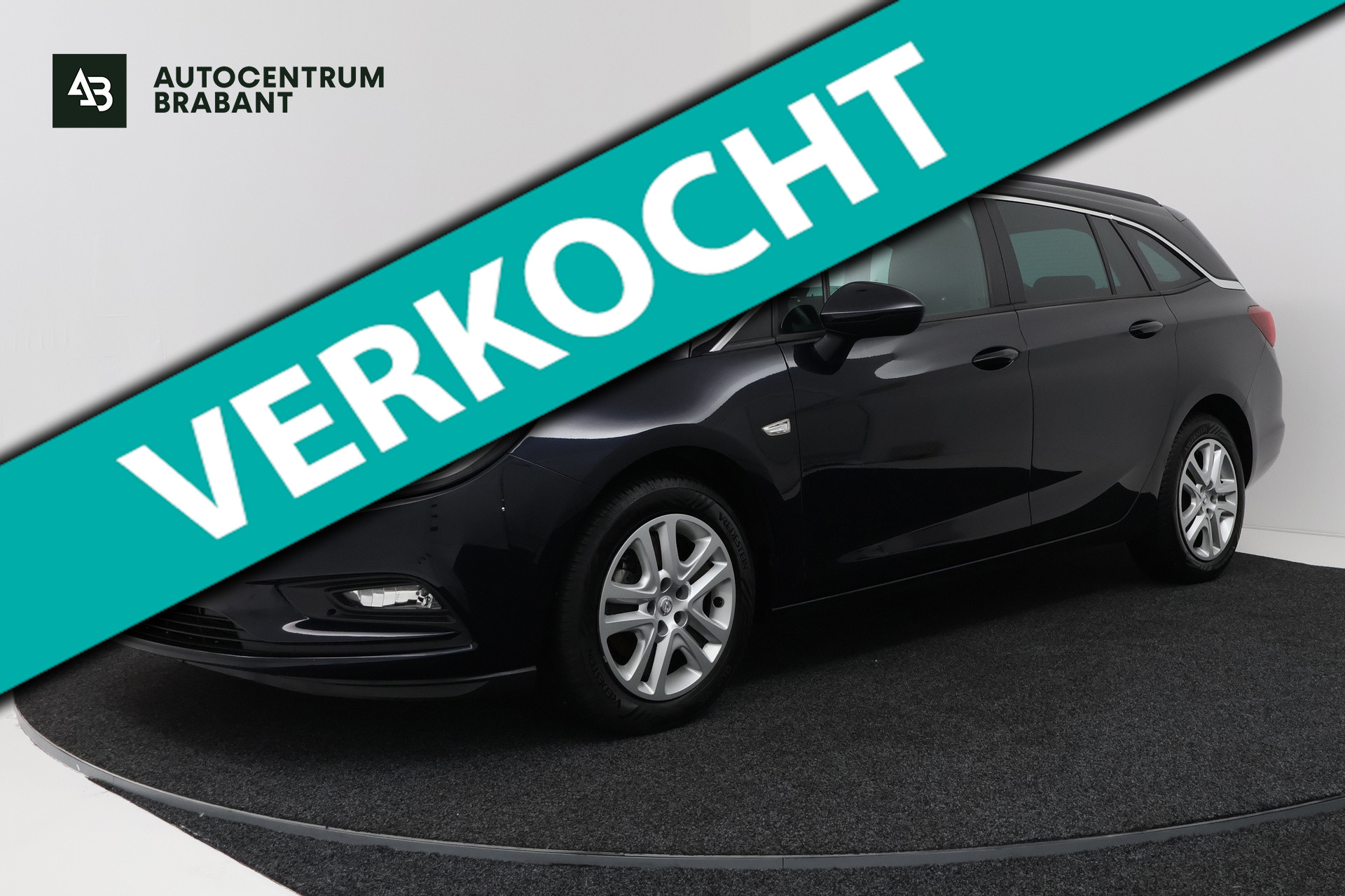 Opel Astra Sports Tourer 1.4 Business+ (PARKEERSENSOREN, CRUISE CONTROL, NAVIGATIE) 2017 - voorkant