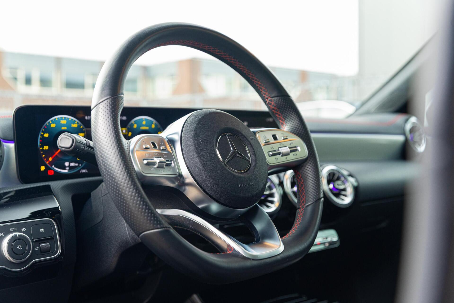 Foto van Mercedes-Benz Cla