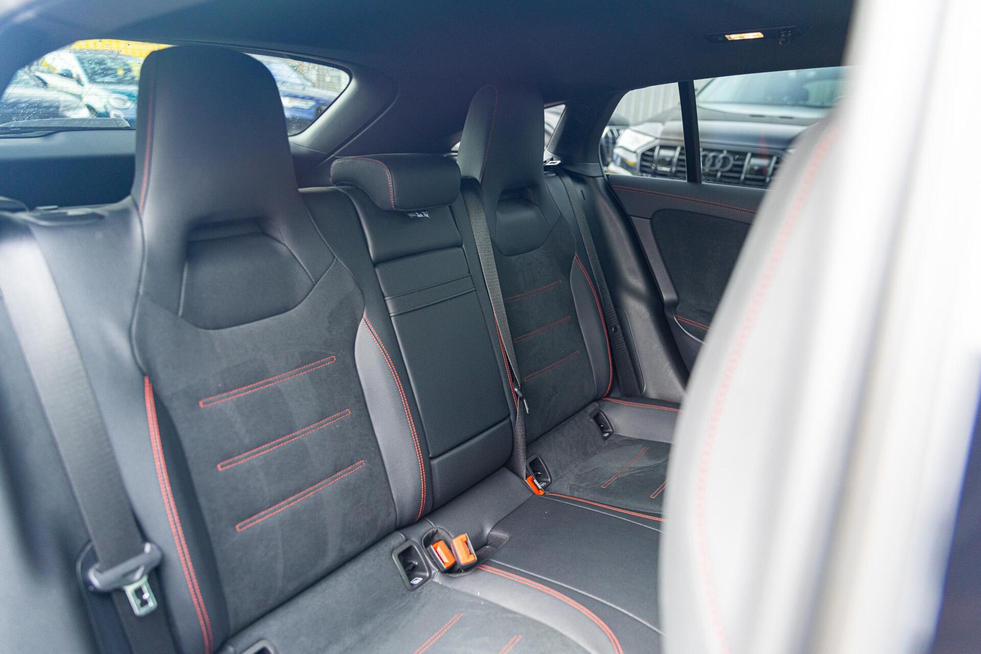 Foto van Mercedes-Benz Cla