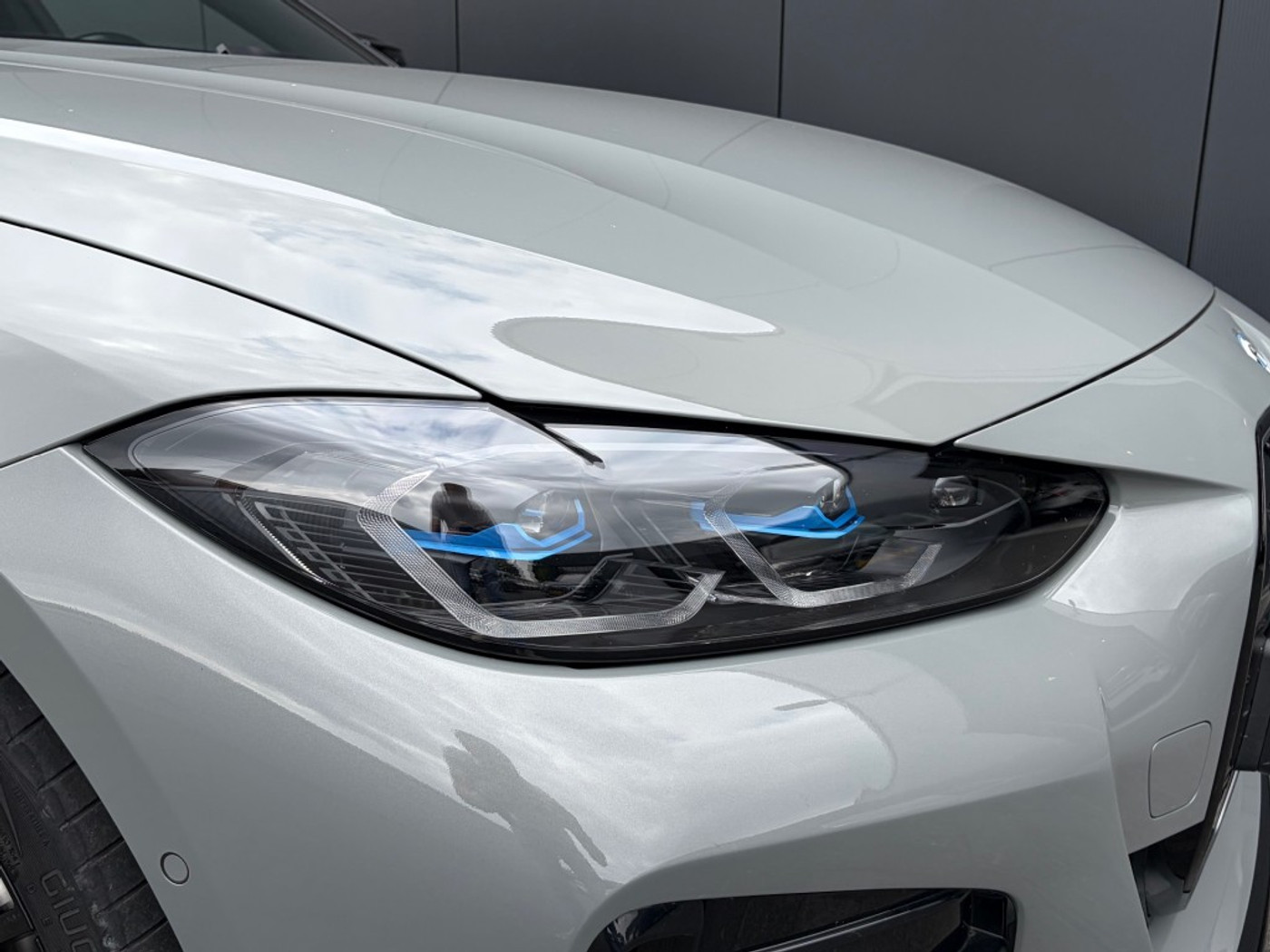 Foto van BMW I4 M50