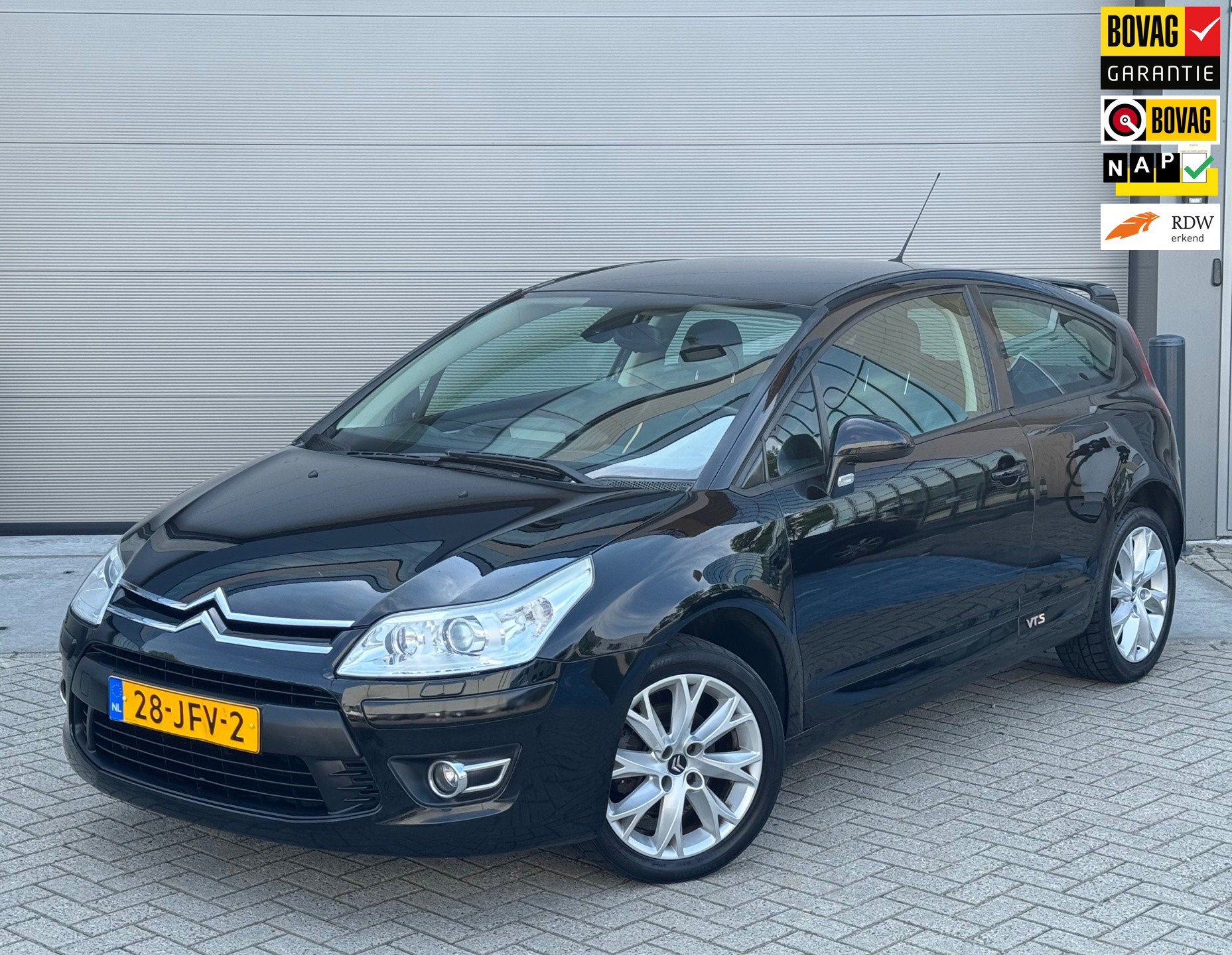 Citroen C4 1.6 THP VTS 110KW 2009 Zwart CLIMA|NAP|APK 2009 - voorkant