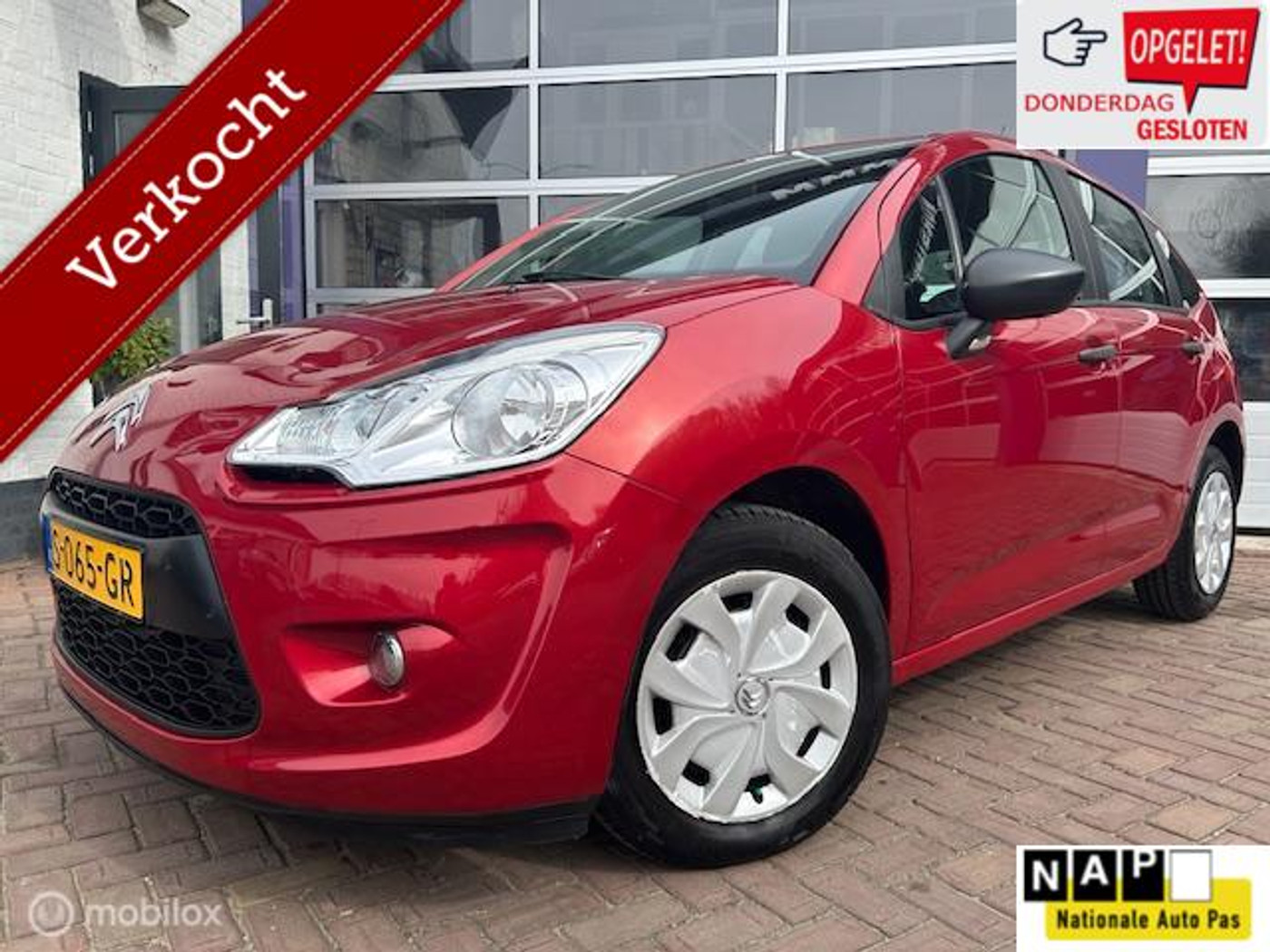 Citroen C3 1.0 VTi Attraction * 5 DEURS * STUURBEKRACHTIGING 2013 - voorkant