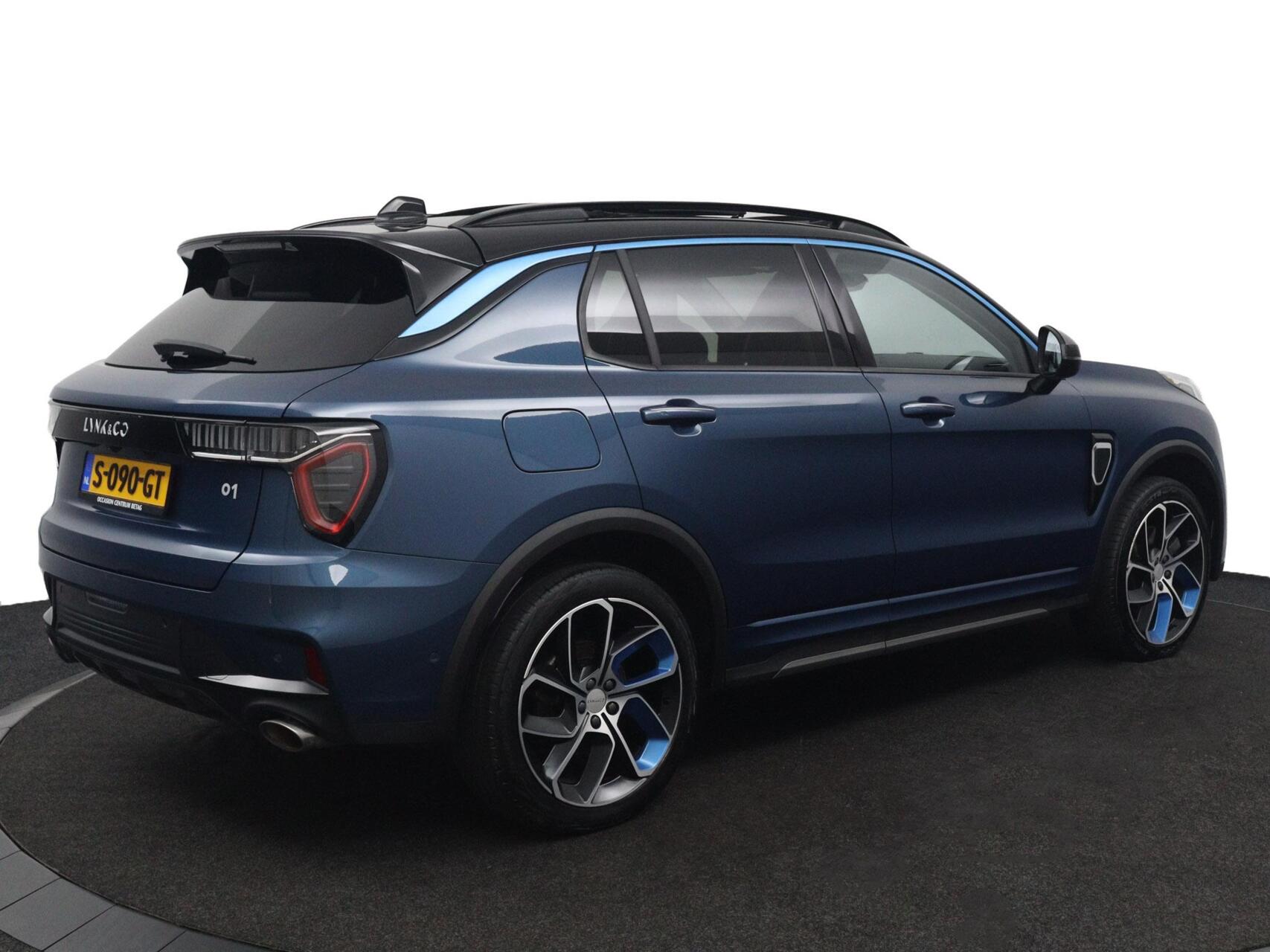 Foto van Lynk&co LYNK & Co 01