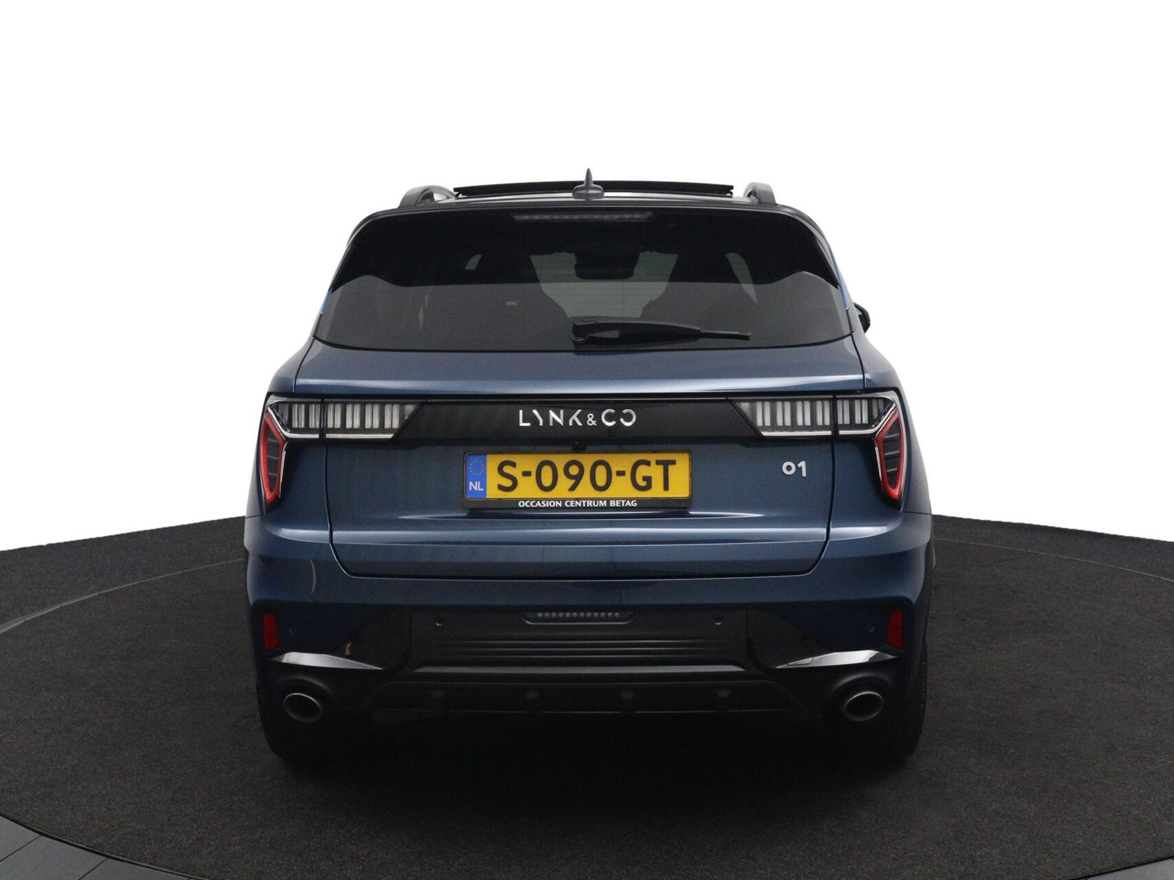 Foto van Lynk&co LYNK & Co 01