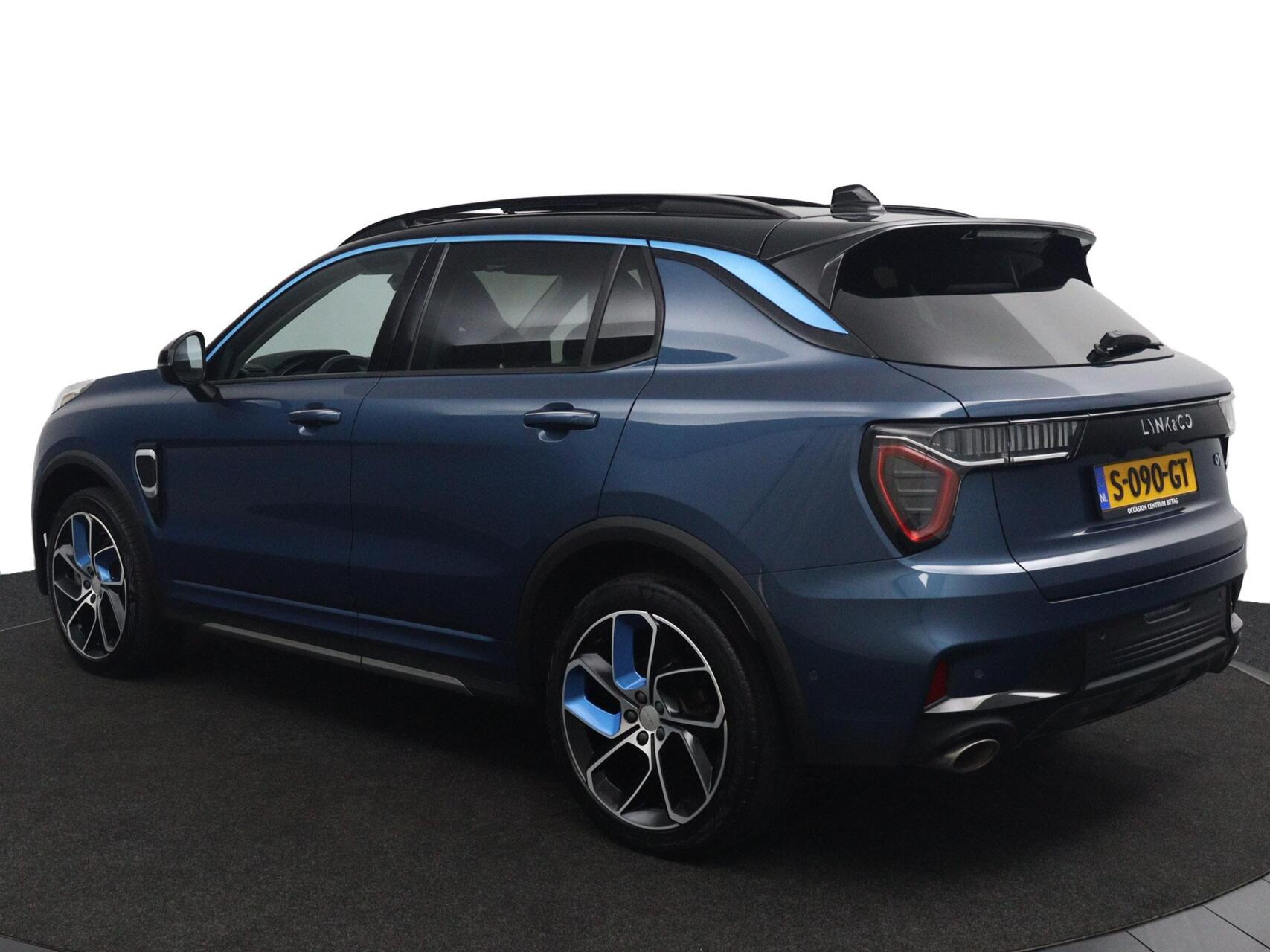 Foto van Lynk&co LYNK & Co 01
